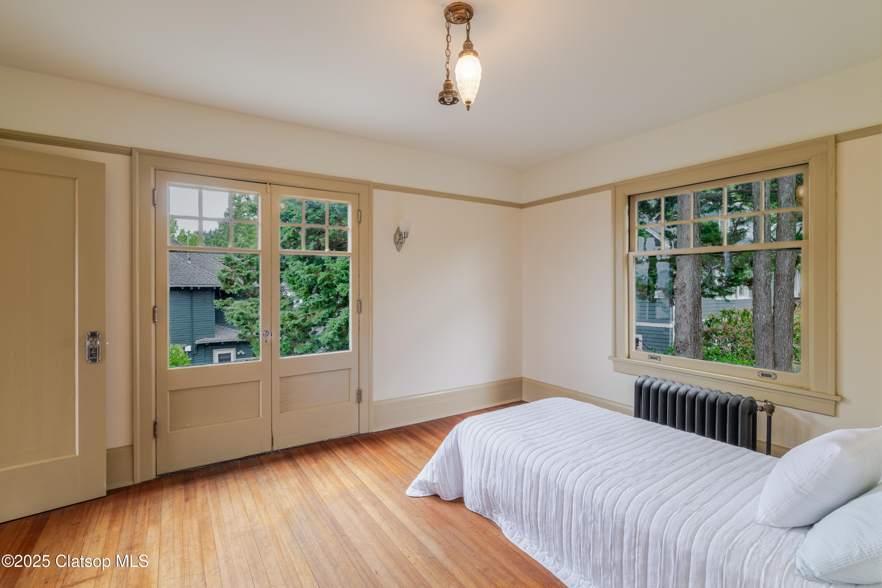 1343 Jerome Avenue Property Photo 35
