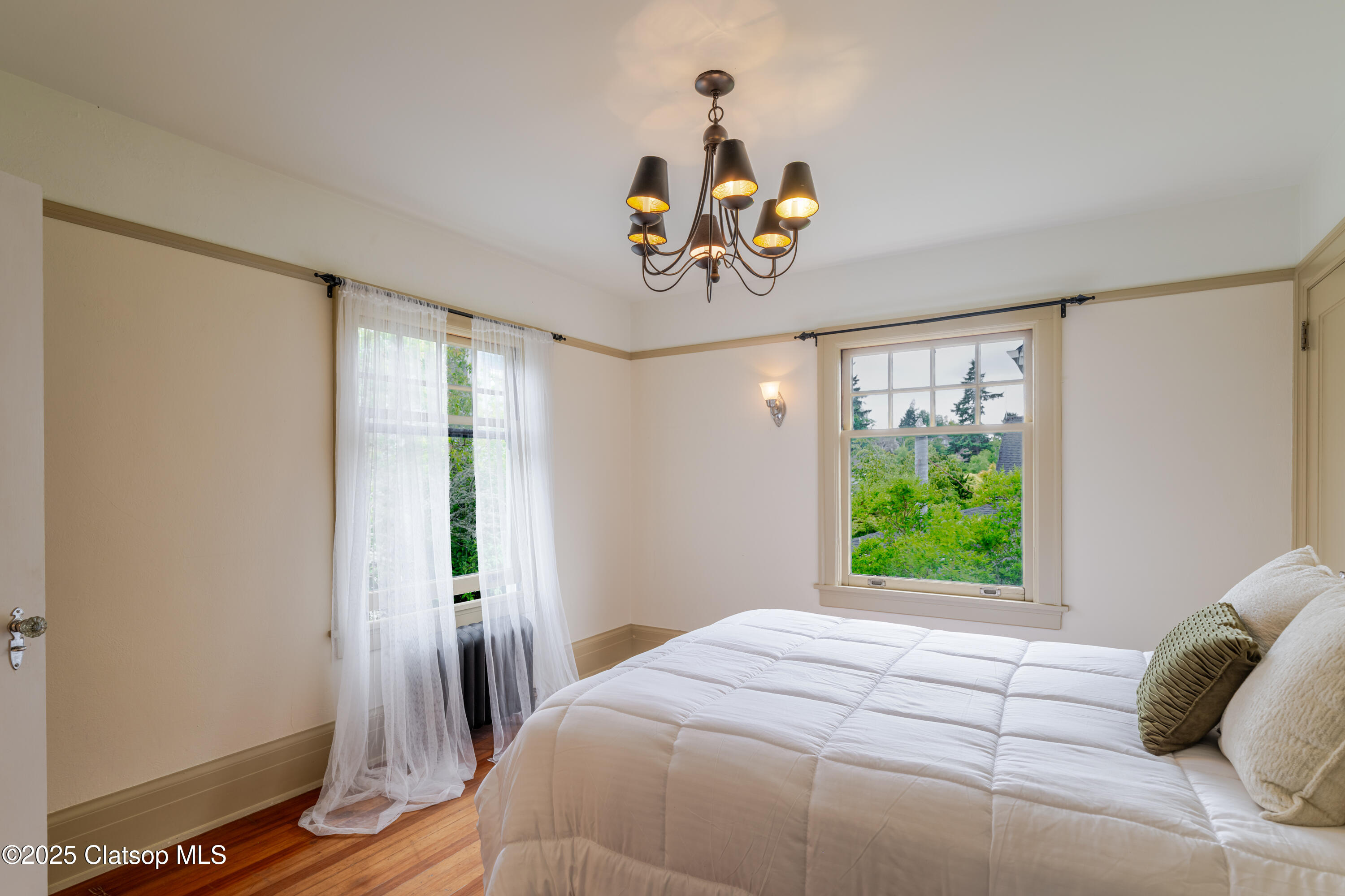 1343 Jerome Avenue Property Photo 37