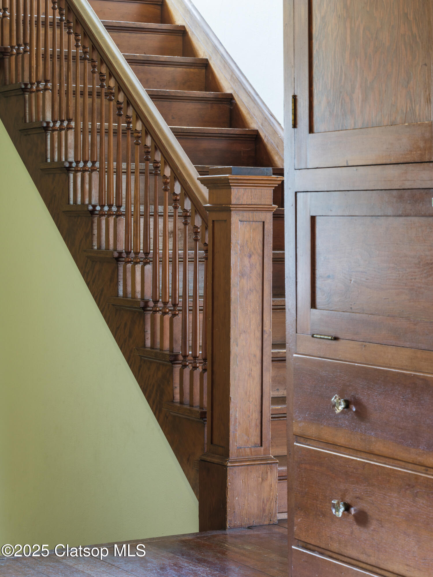 1343 Jerome Avenue Property Photo 40