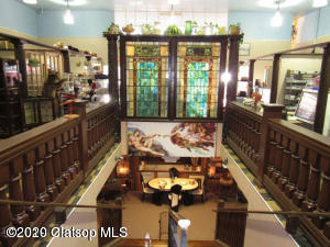 1332 Commercial Street Property Photo 5