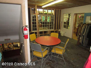 1332 Commercial Street Property Photo 24