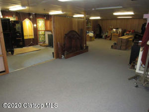 1332 Commercial Street Property Photo 32