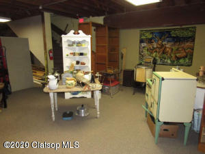 1332 Commercial Street Property Photo 47