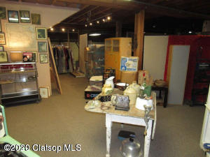 1332 Commercial Street Property Photo 49