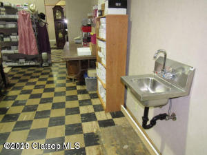 1332 Commercial Street Property Photo 69