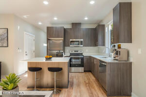 317 S Neptune St Property Photo 9