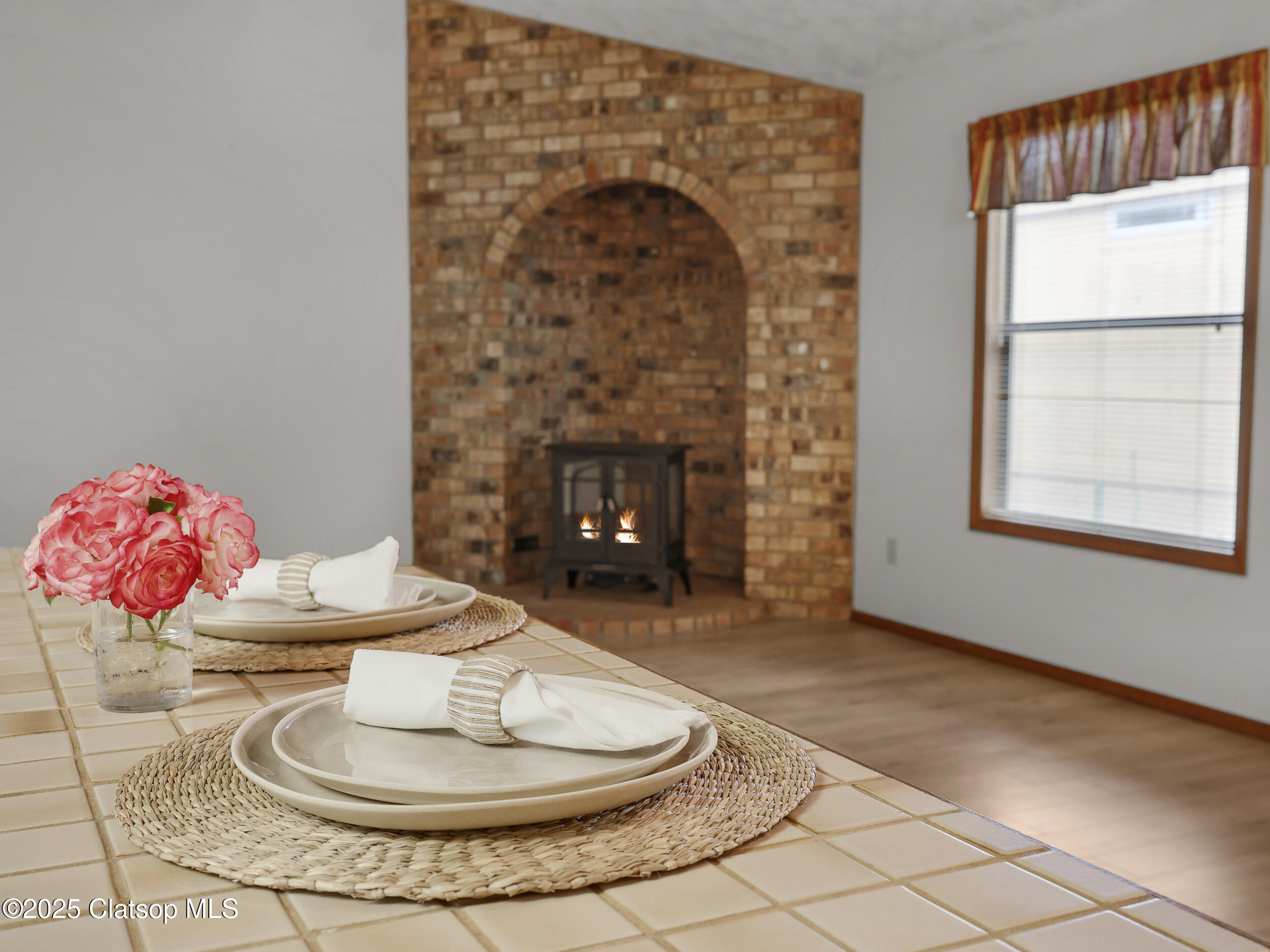 1286 Avenue B Property Photo 8