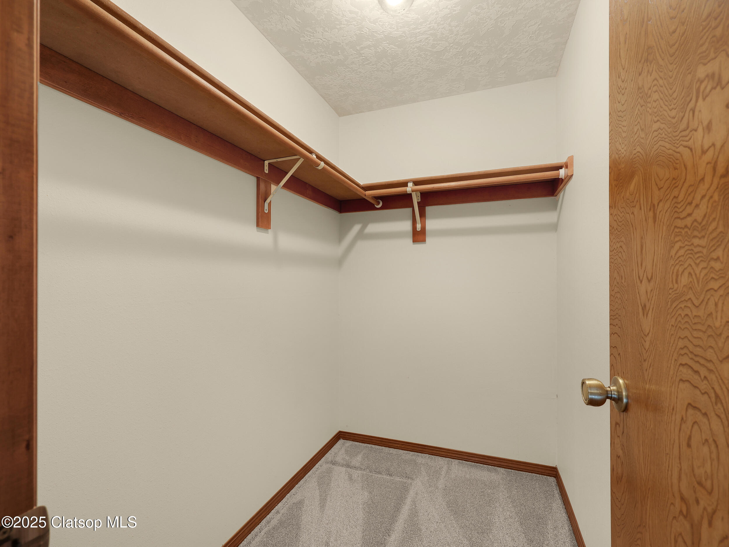 1286 Avenue B Property Photo 15