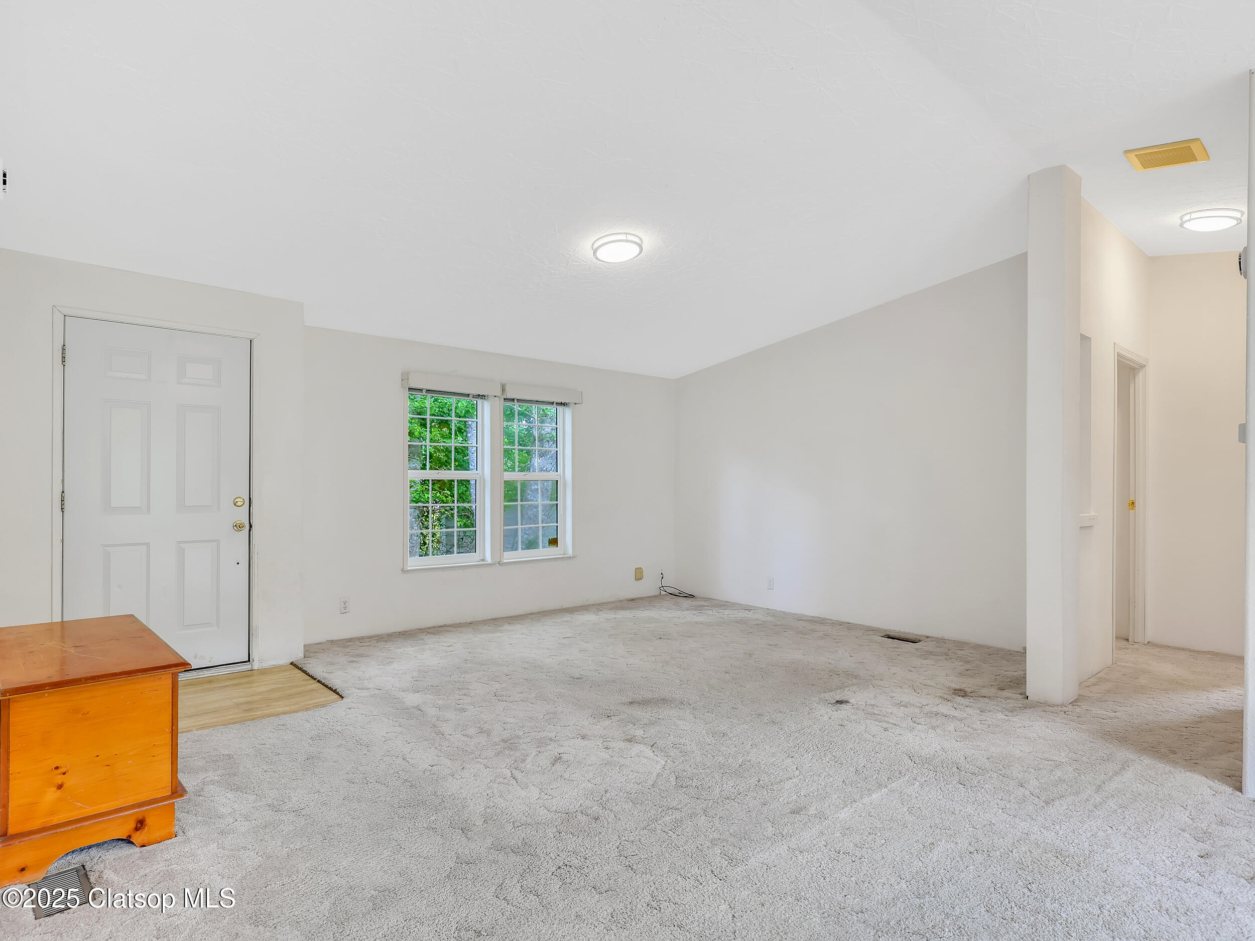 375 Forest Court Property Photo 5