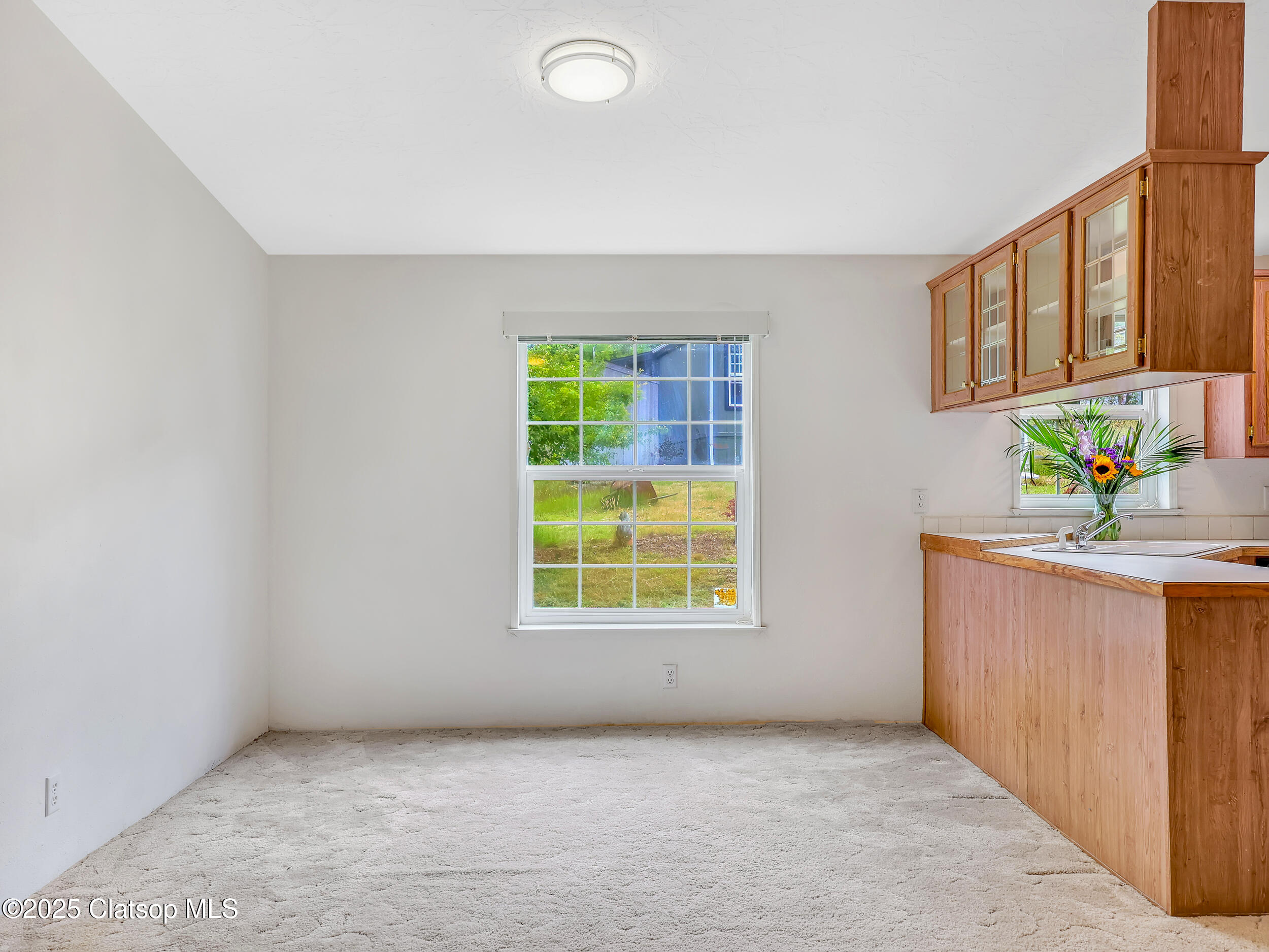 375 Forest Court Property Photo 8