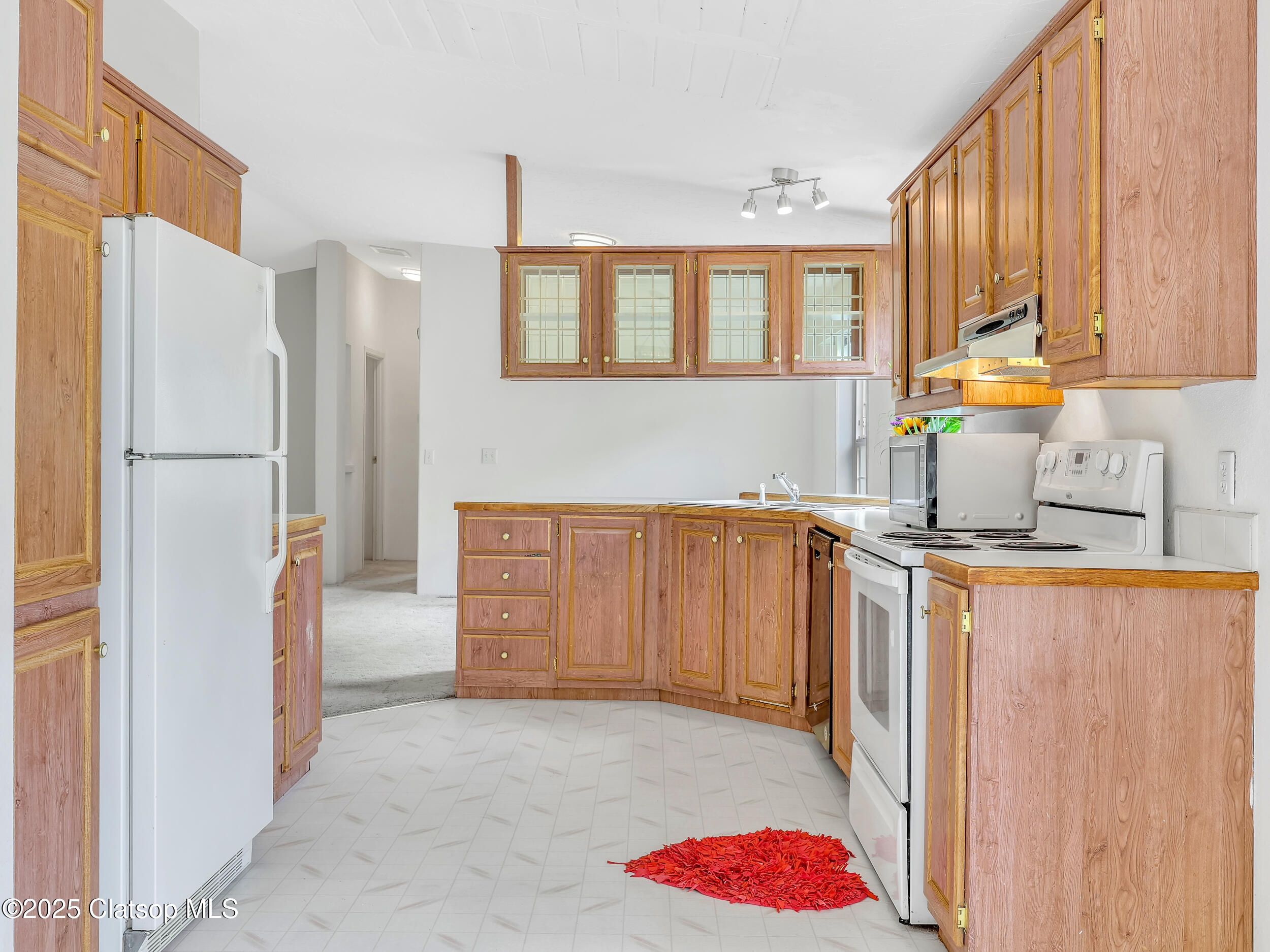 375 Forest Court Property Photo 16