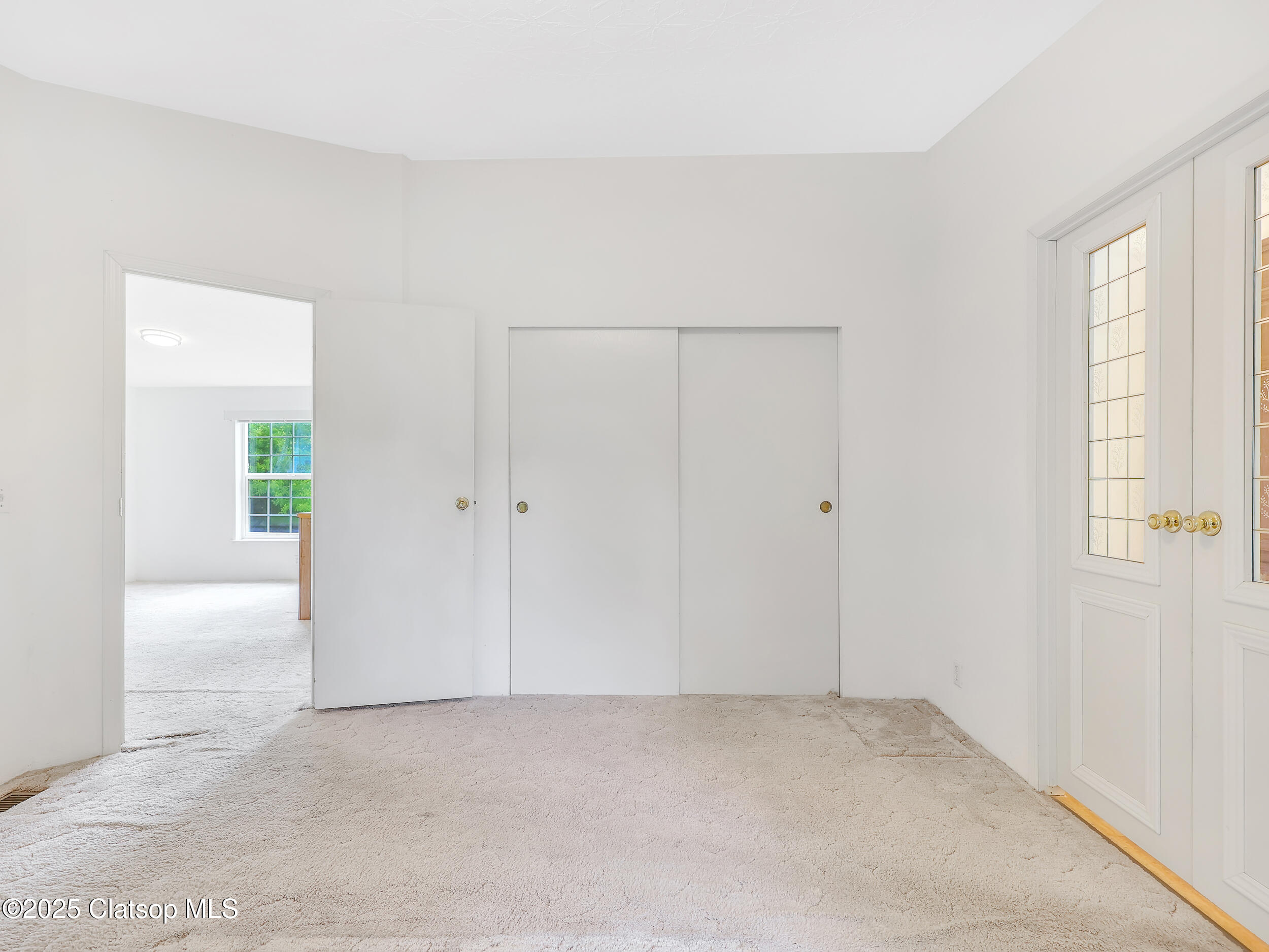 375 Forest Court Property Photo 26