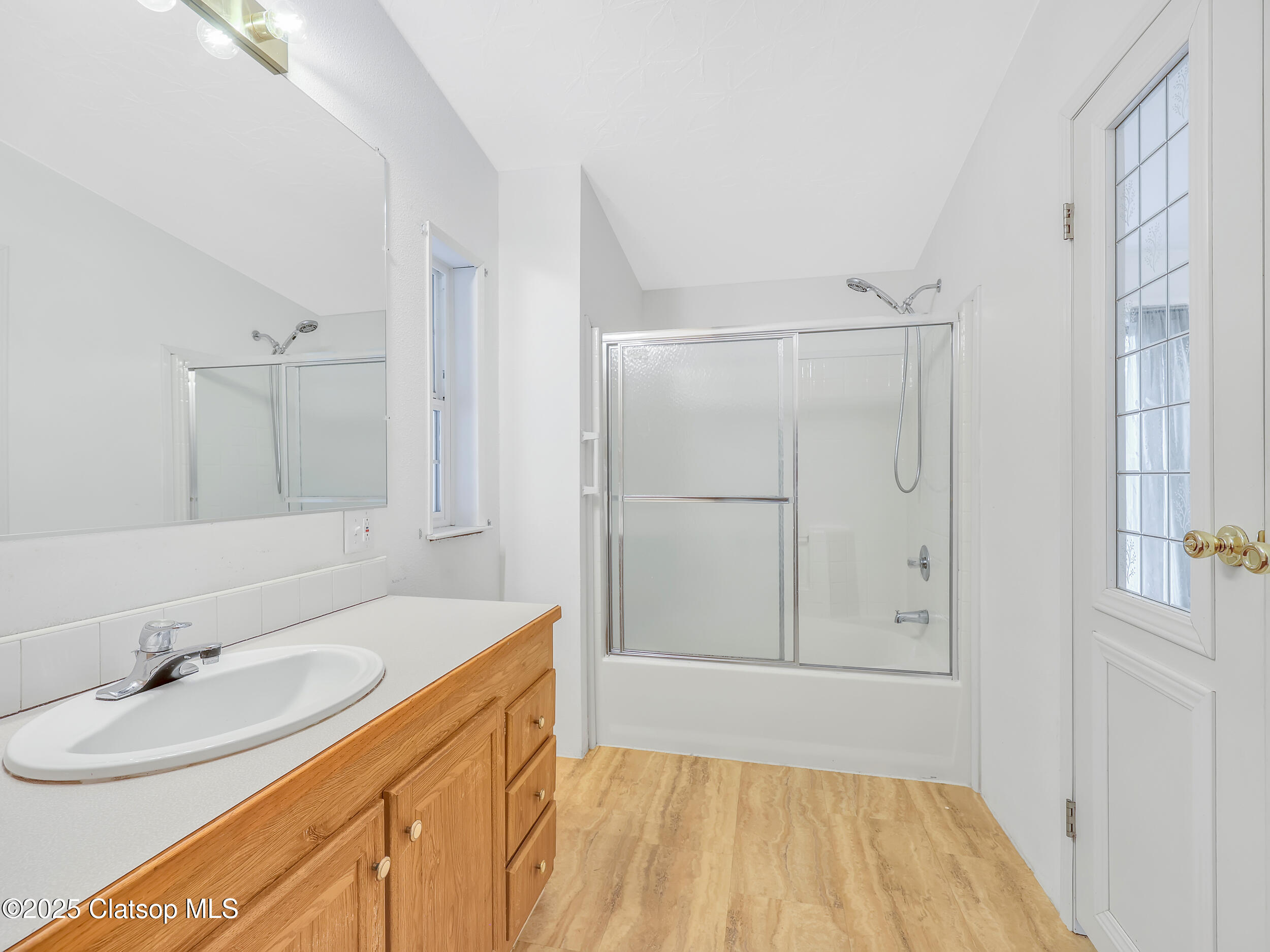 375 Forest Court Property Photo 28
