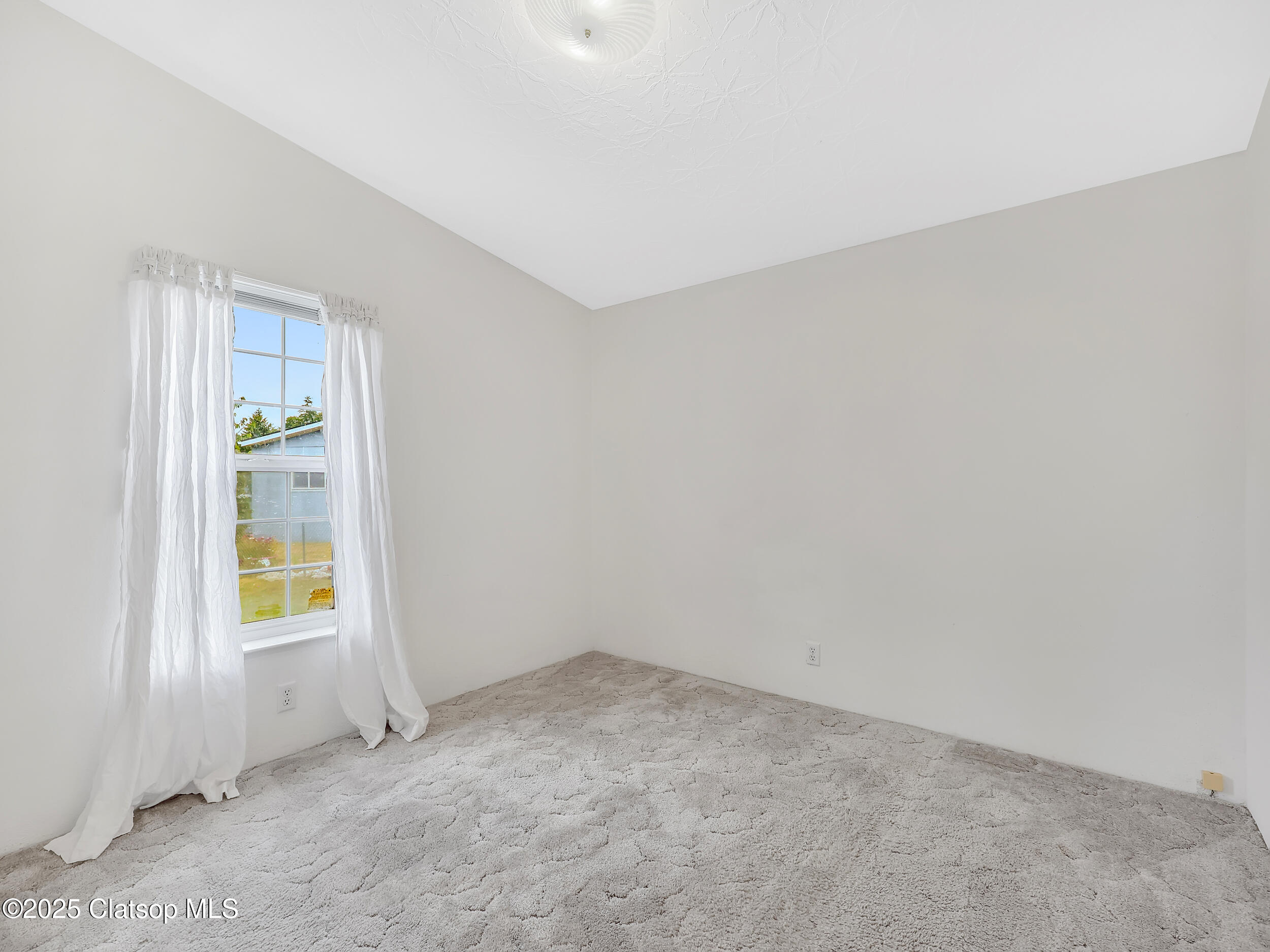375 Forest Court Property Photo 31