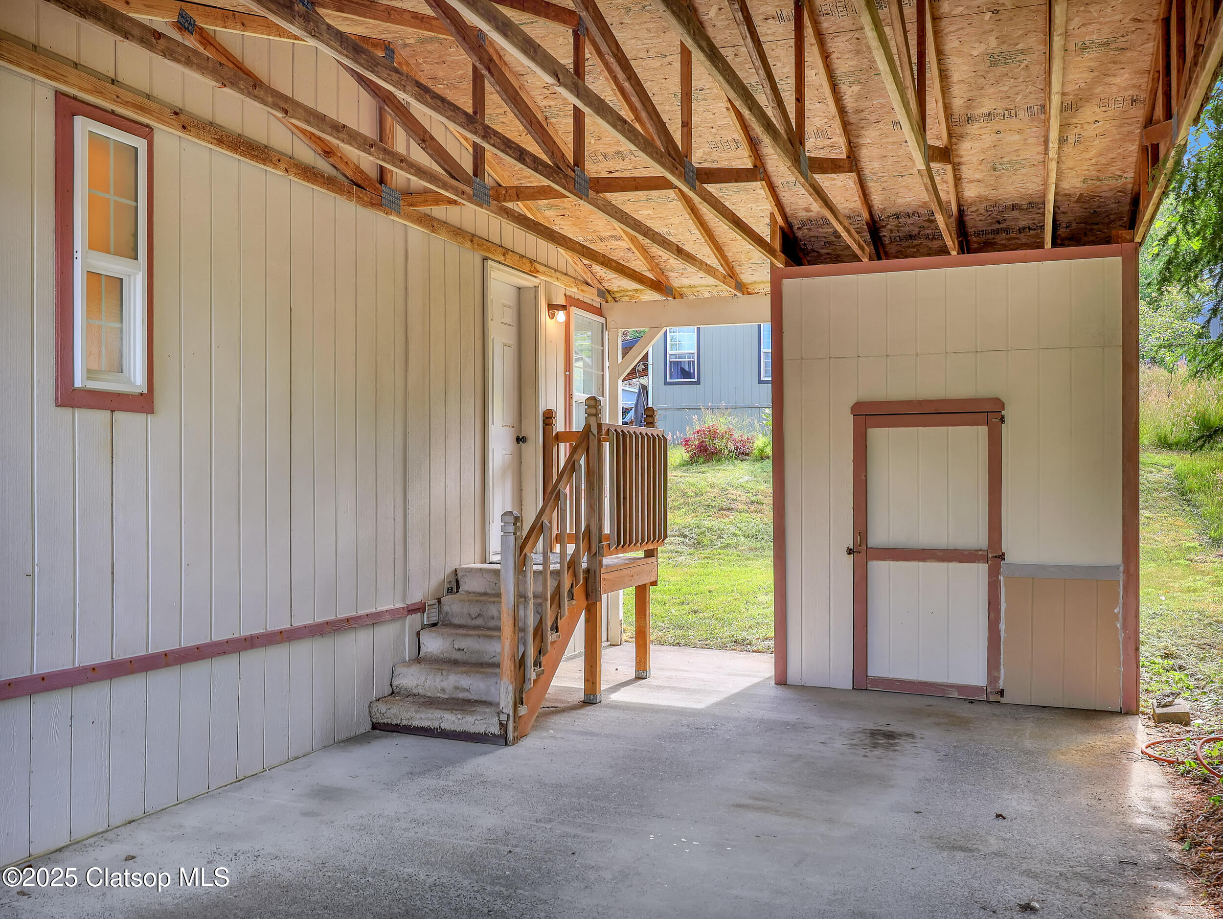 375 Forest Court Property Photo 33
