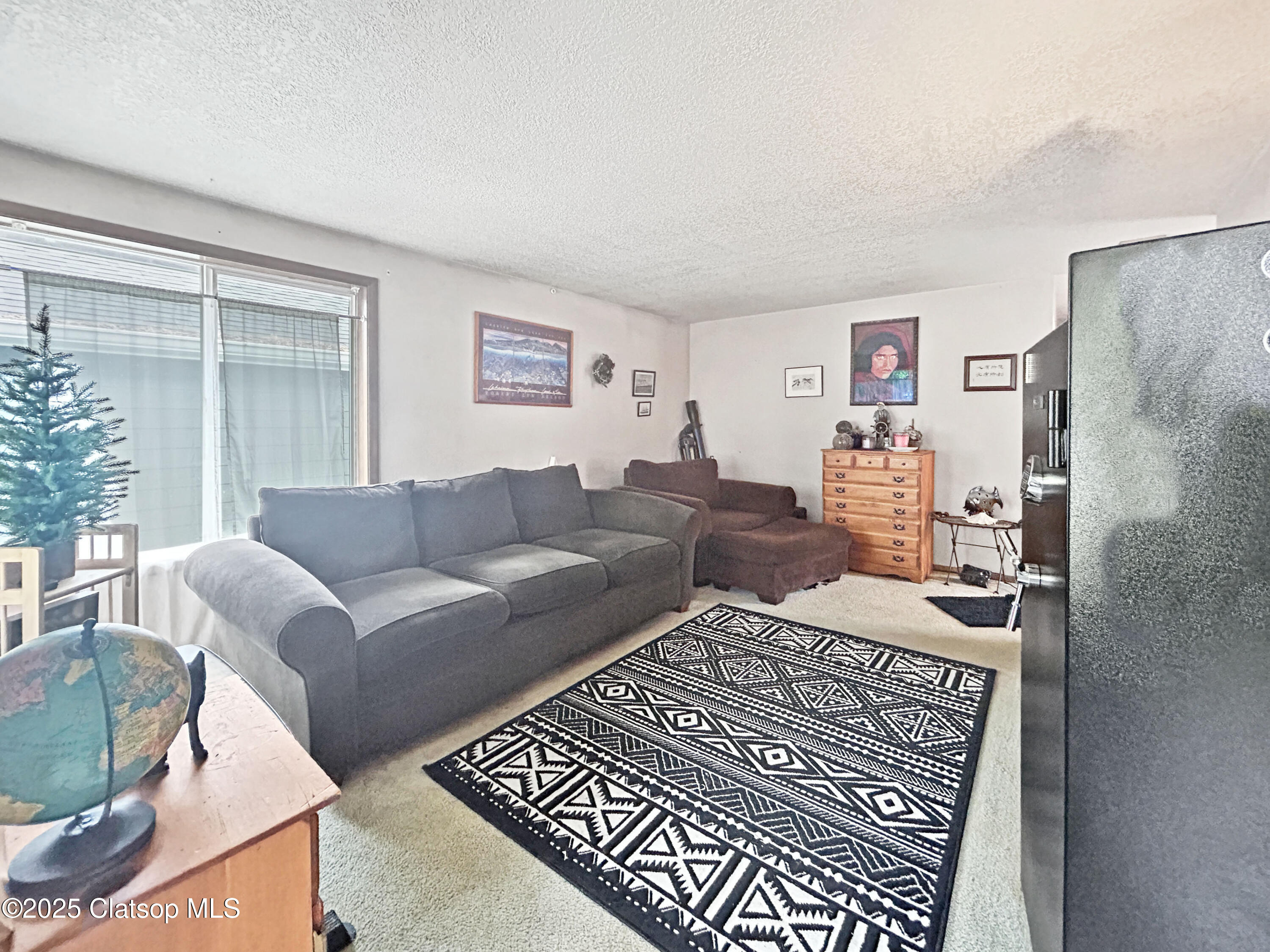 1208 Alameda Avenue Property Photo 4