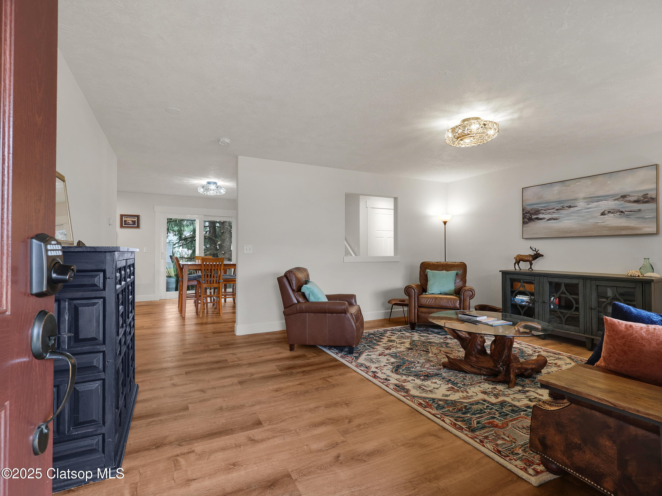 1065 Picture Place Property Photo 4