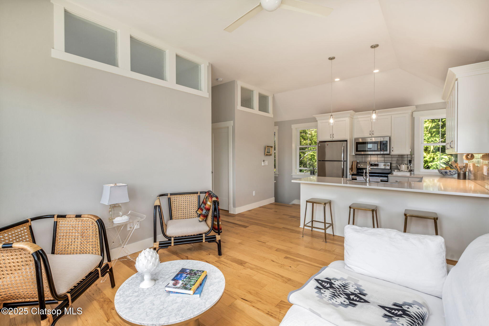 364 Jackson Way Property Photo 6