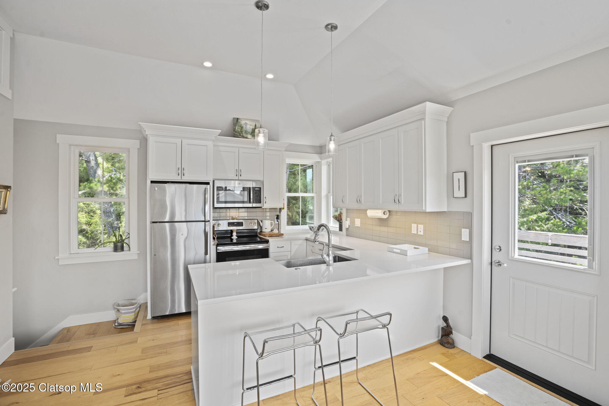 364 Jackson Way Property Photo 10