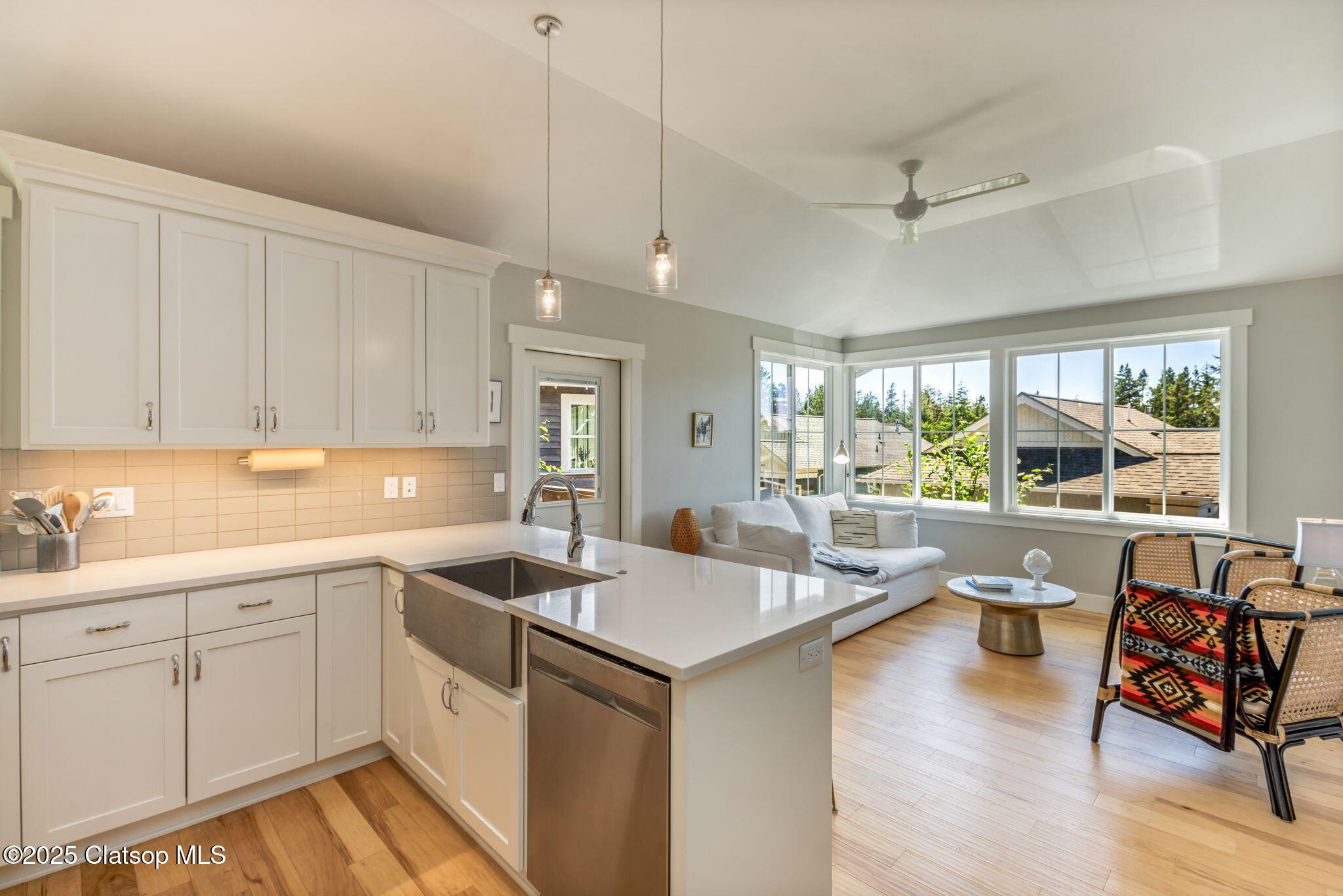 364 Jackson Way Property Photo 12