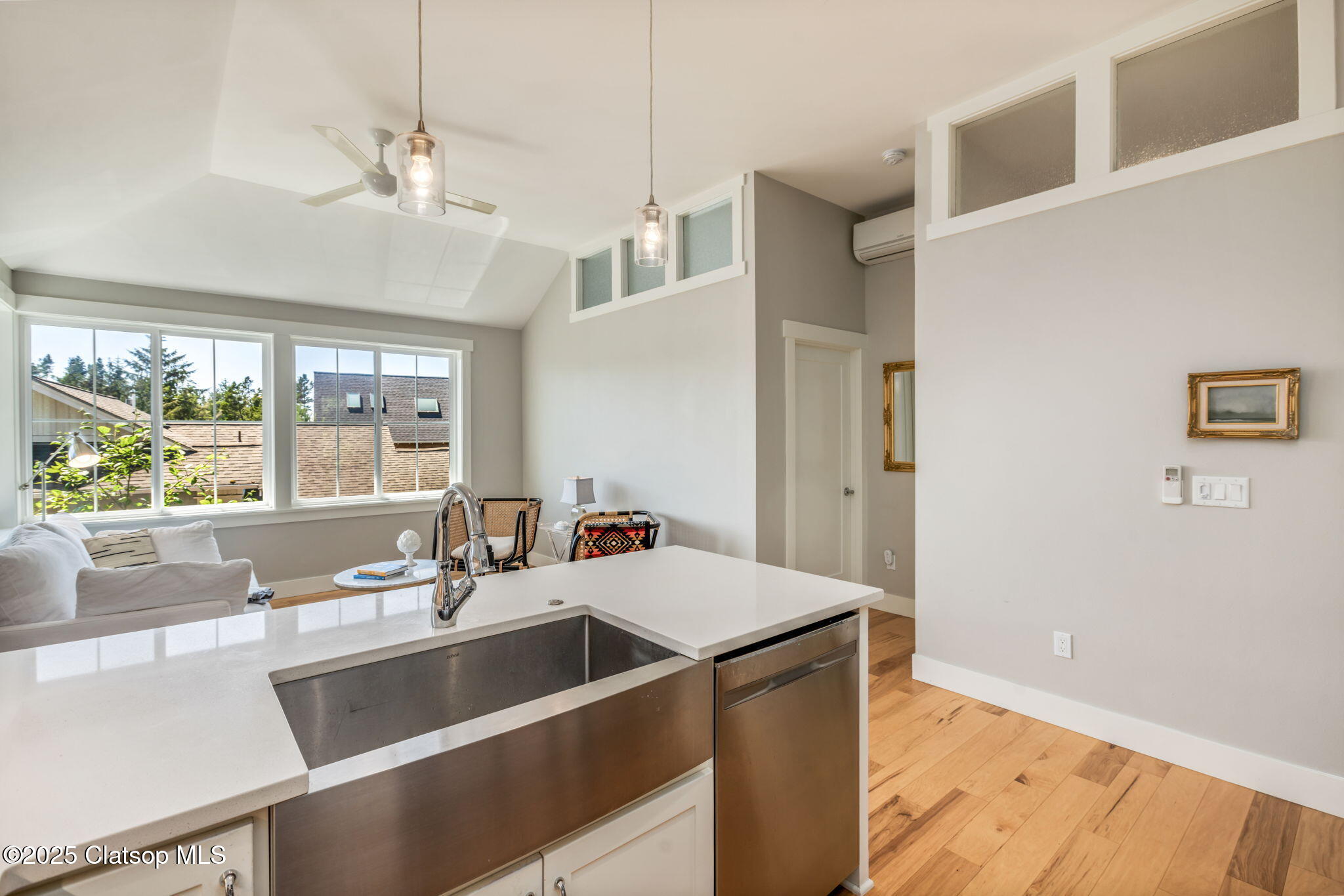 364 Jackson Way Property Photo 13