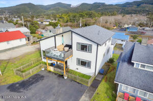 342 Pacific Street Property Photo 3