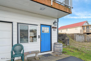 342 Pacific Street Property Photo 9