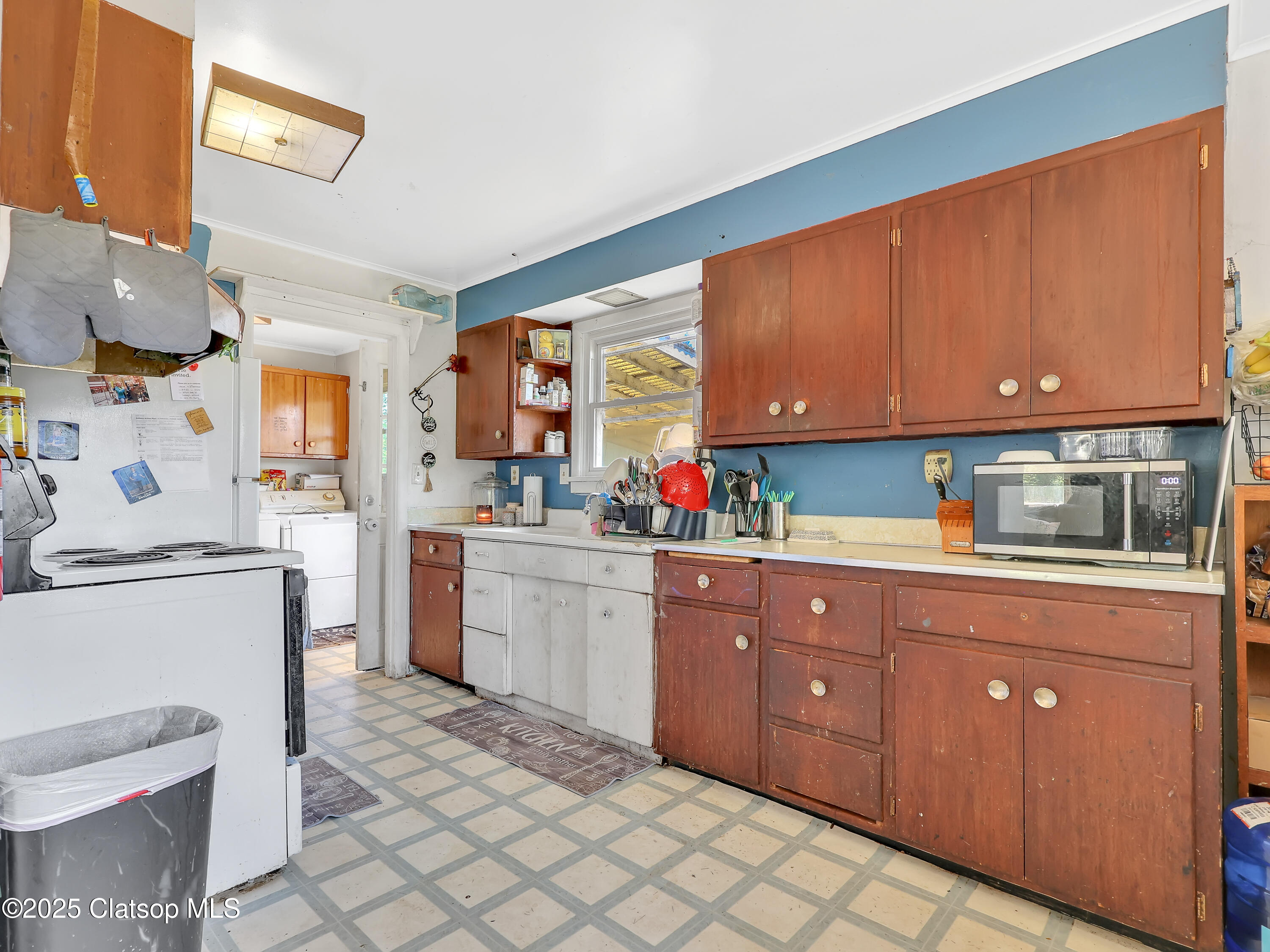 43018 Hillcrest Loop Property Photo 10