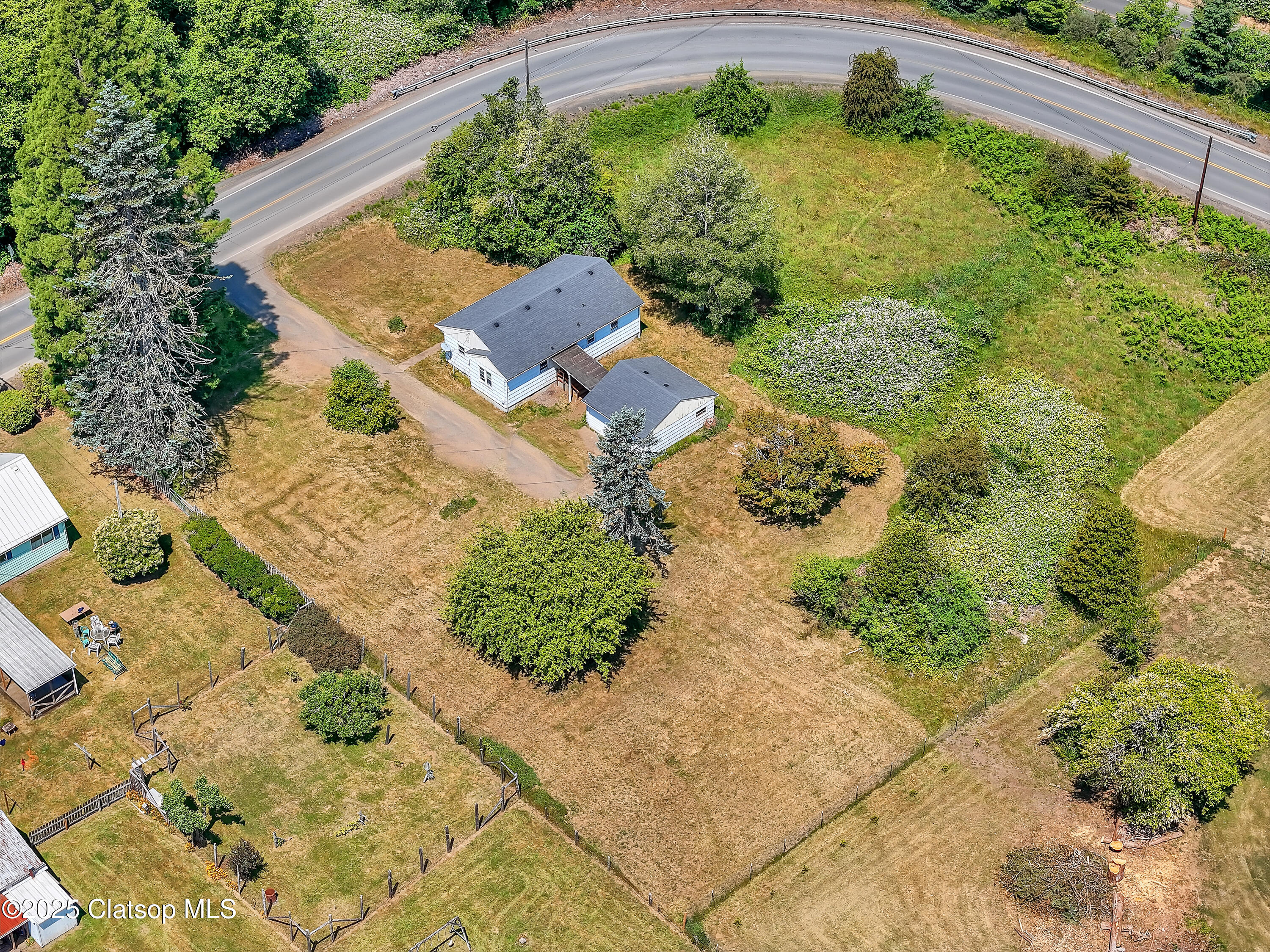 43018 Hillcrest Loop Property Photo 26