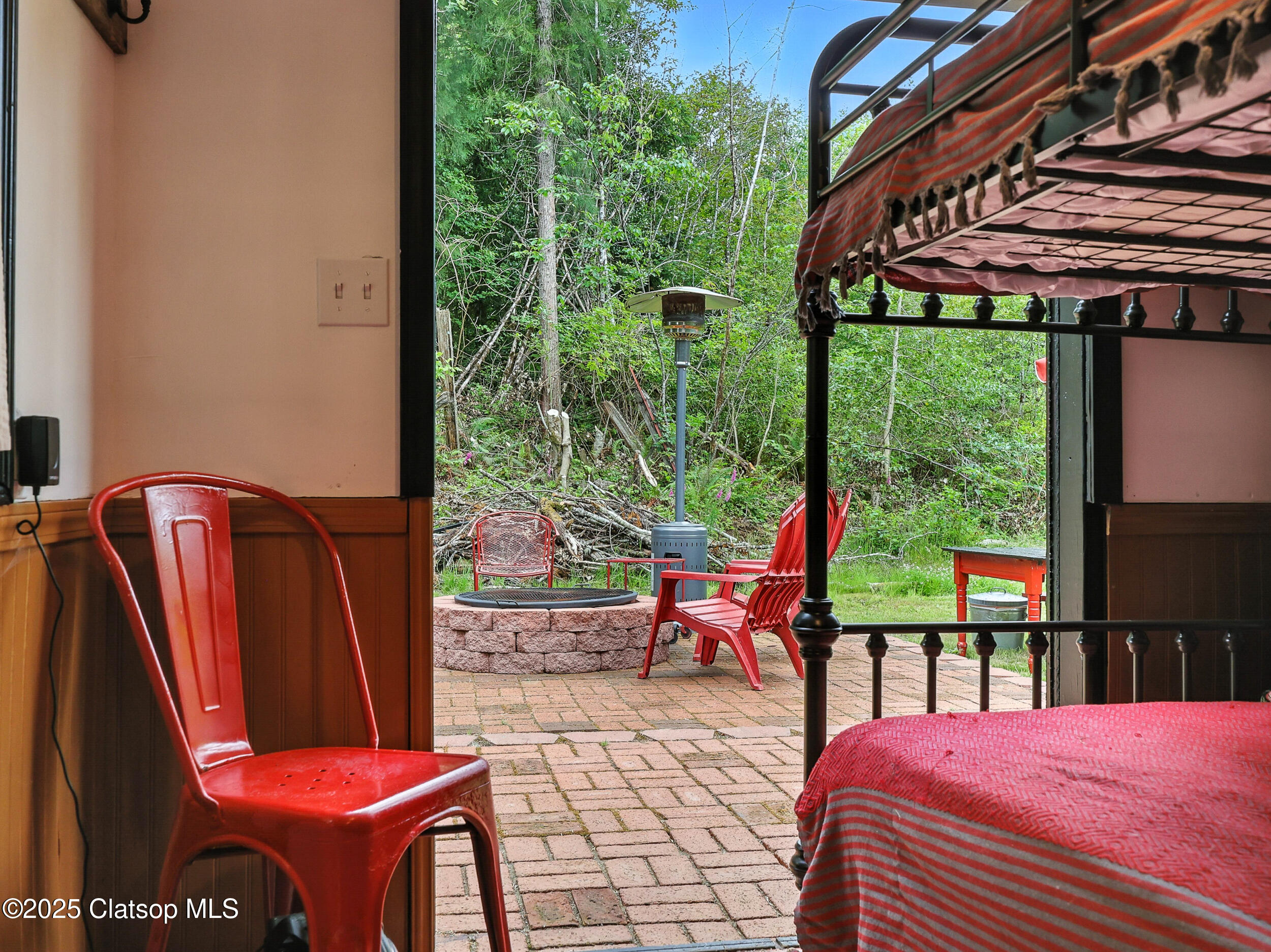 42729 Hwy 30 Property Photo 11