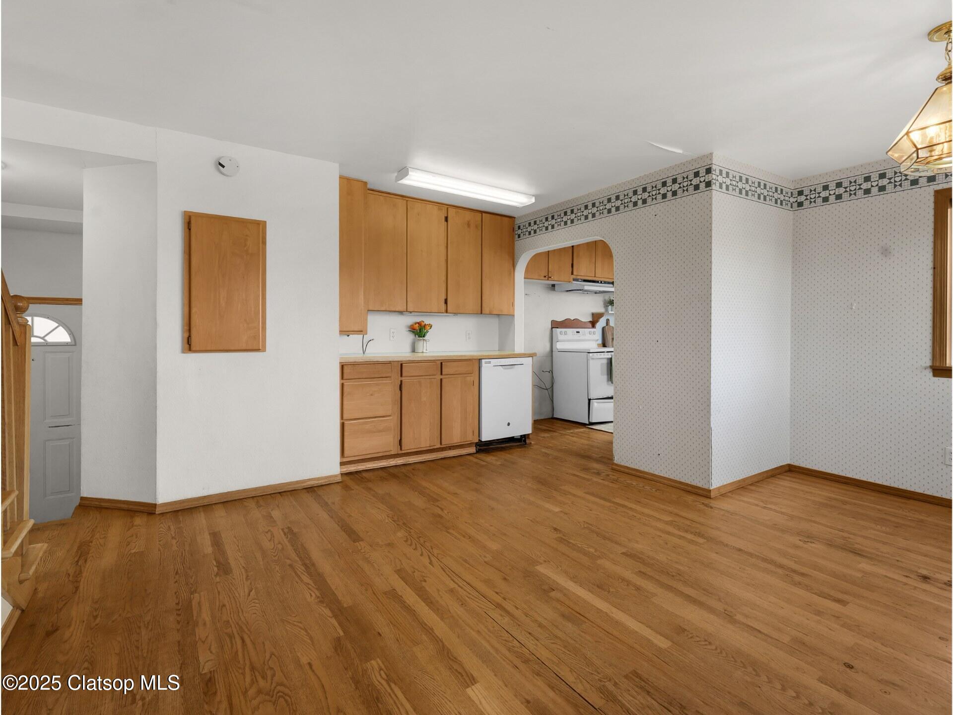 3168 Harrison Avenue Property Photo 14