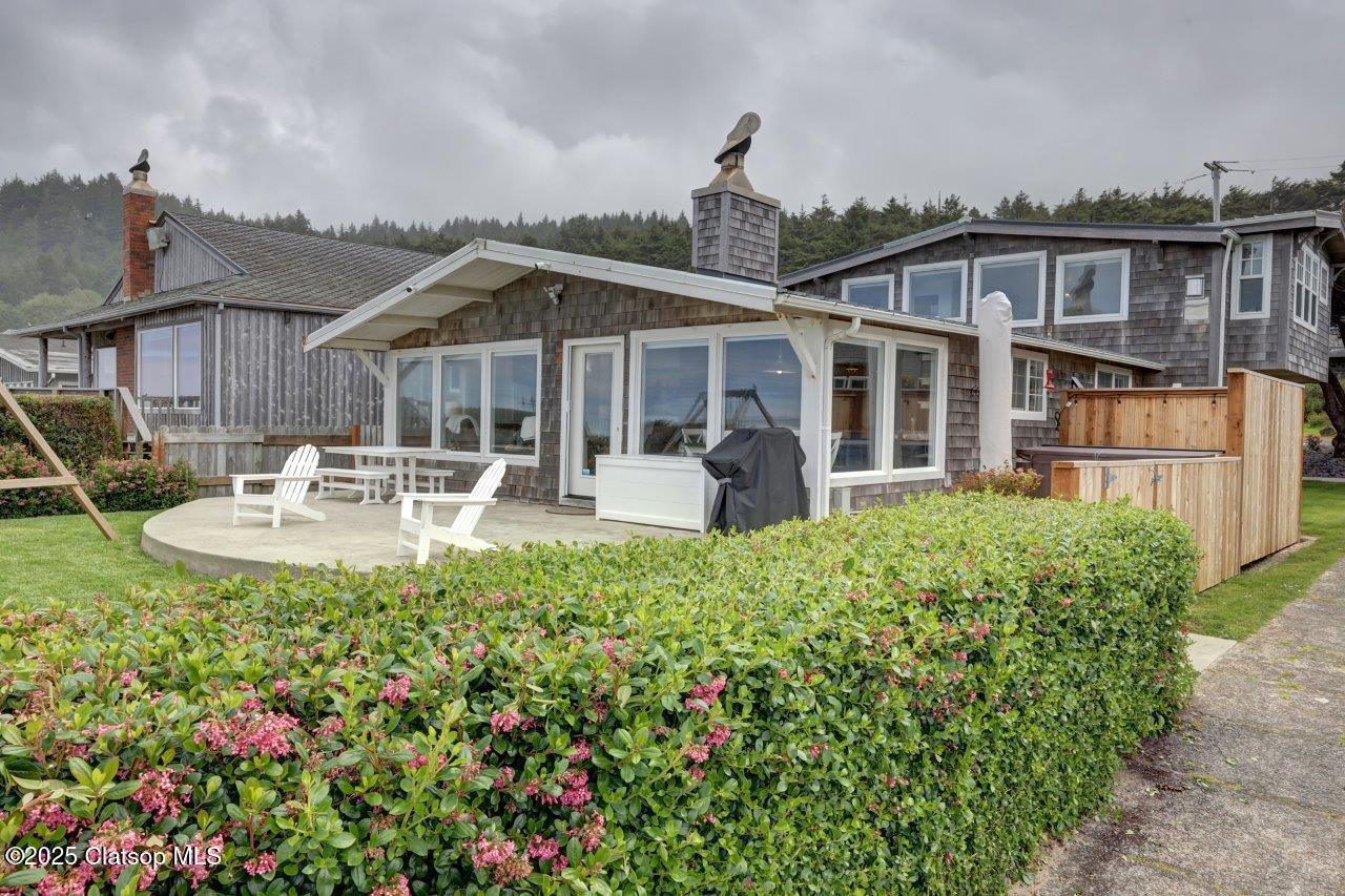 80444 Carnahan Road Property Photo 1