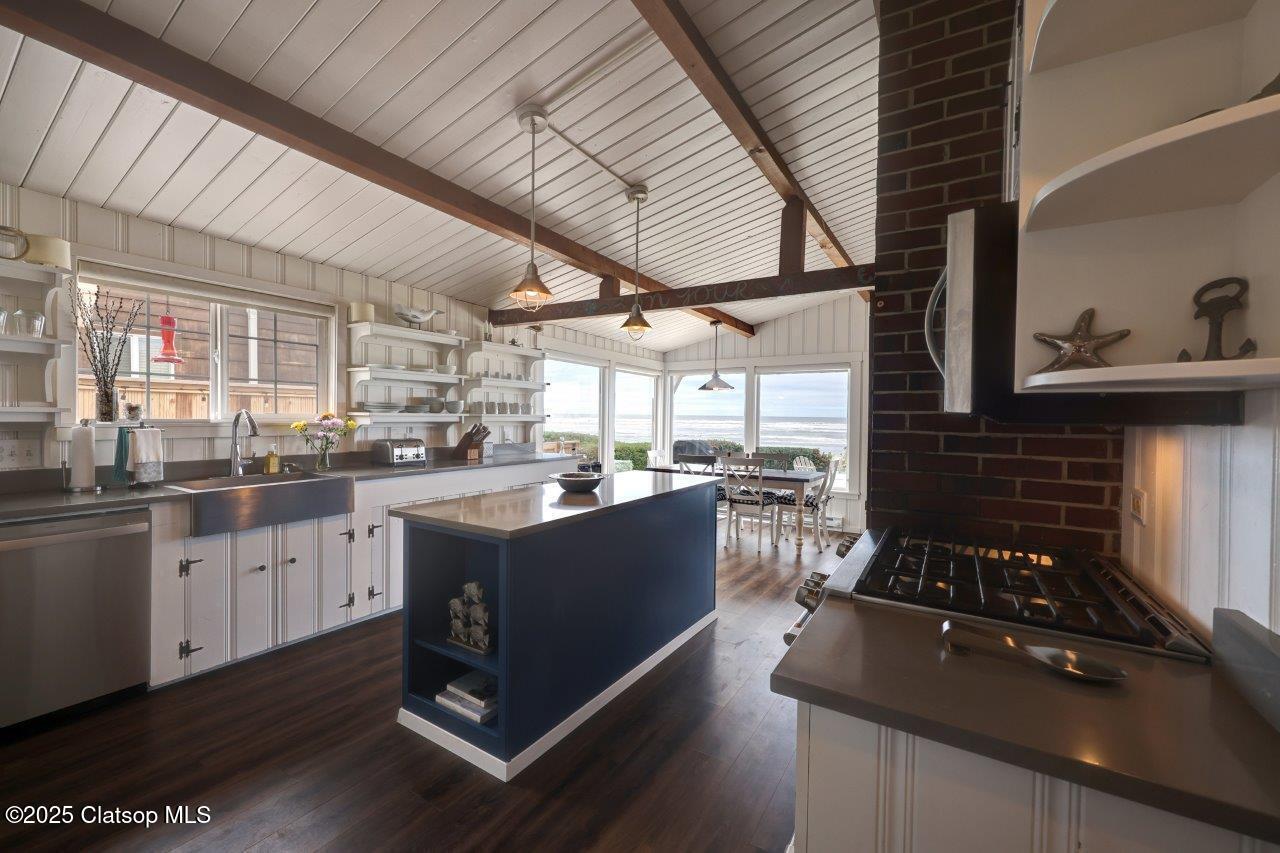 80444 Carnahan Road Property Photo 14