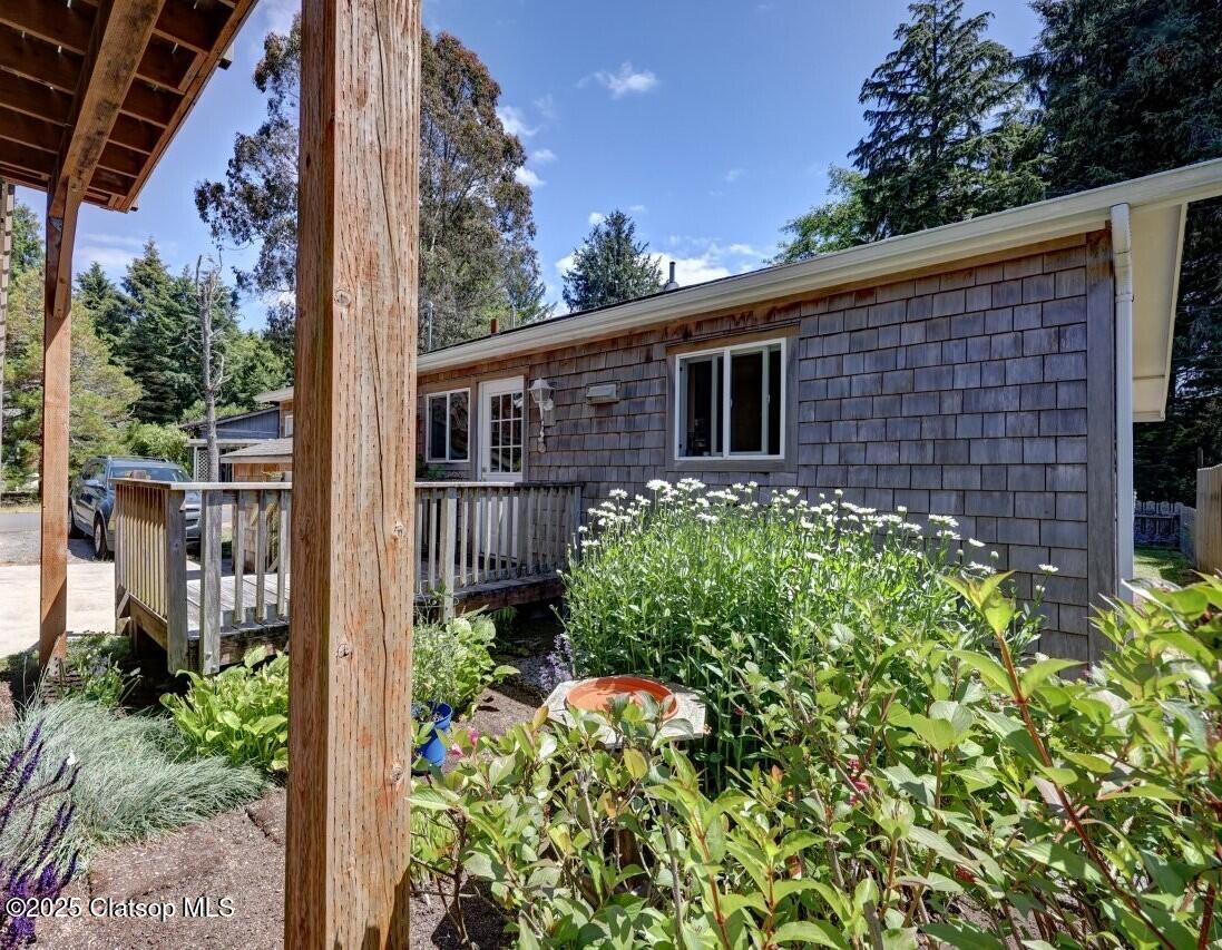 296 E Jackson Street Property Photo 23