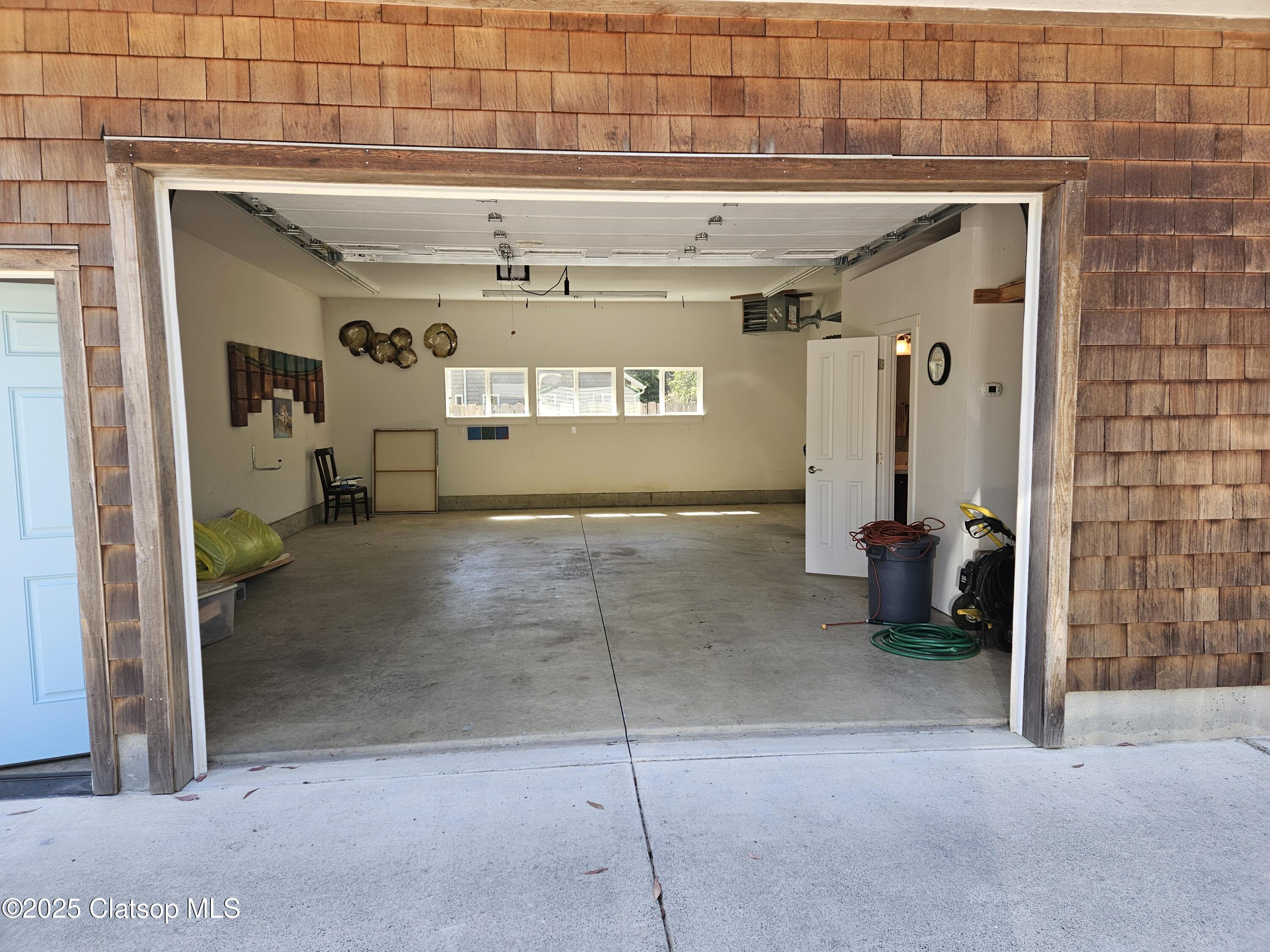 296 E Jackson Street Property Photo 25