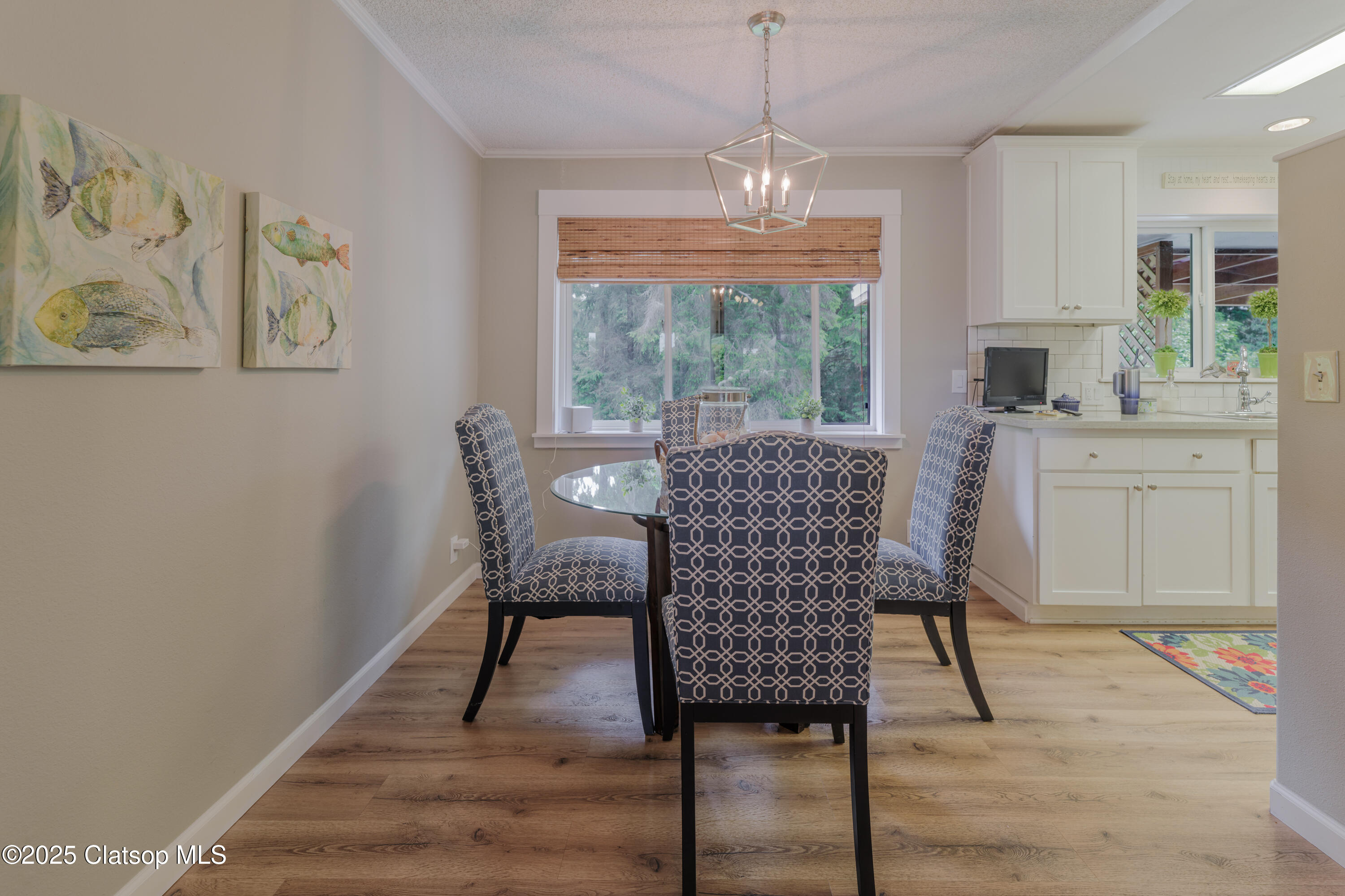 2087 Fernwood Street Property Photo 16