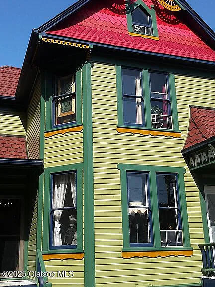 143 Washington Street Property Photo 2