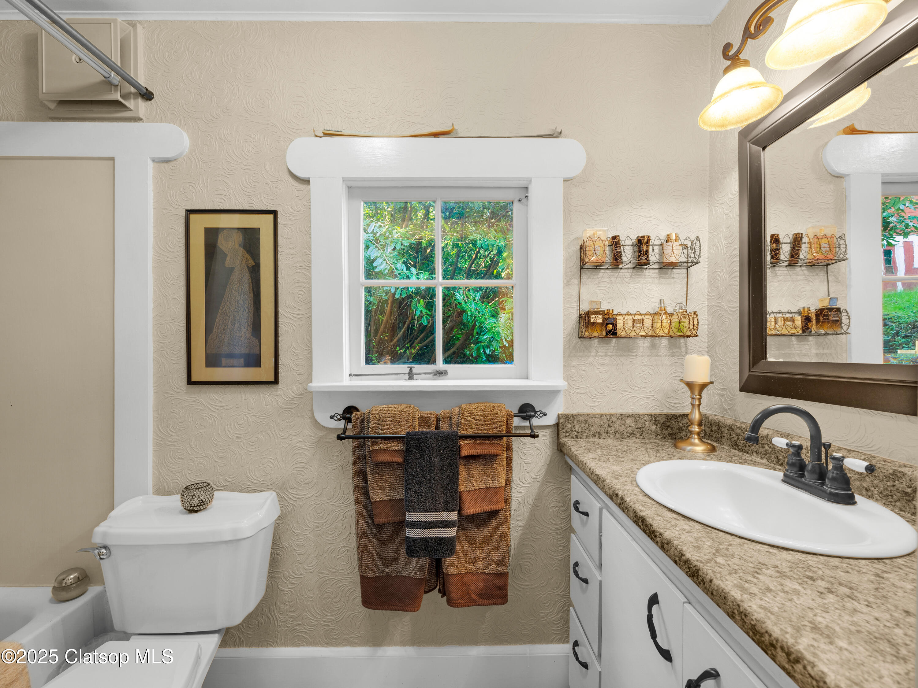 143 Washington Street Property Photo 11