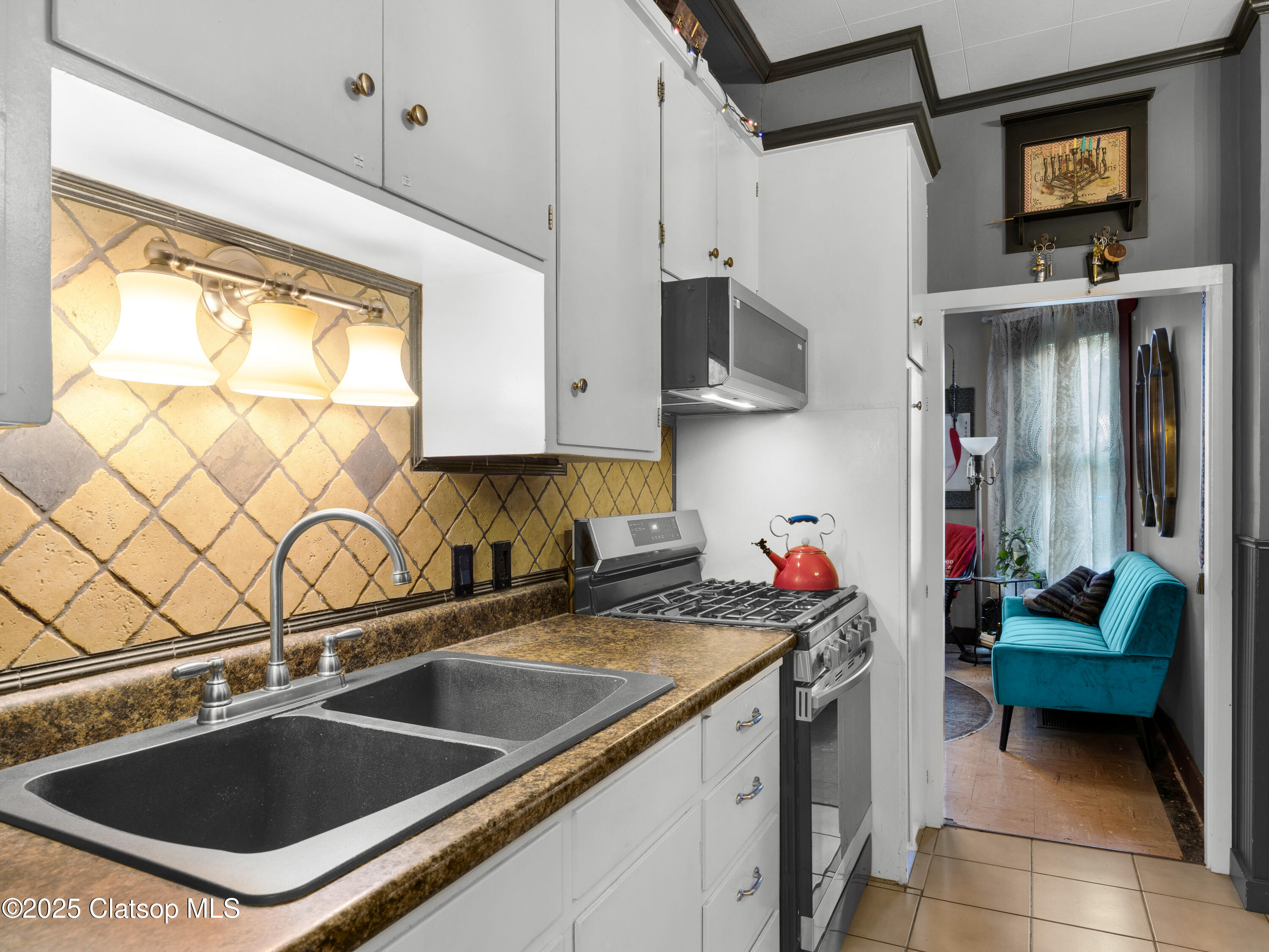 143 Washington Street Property Photo 13