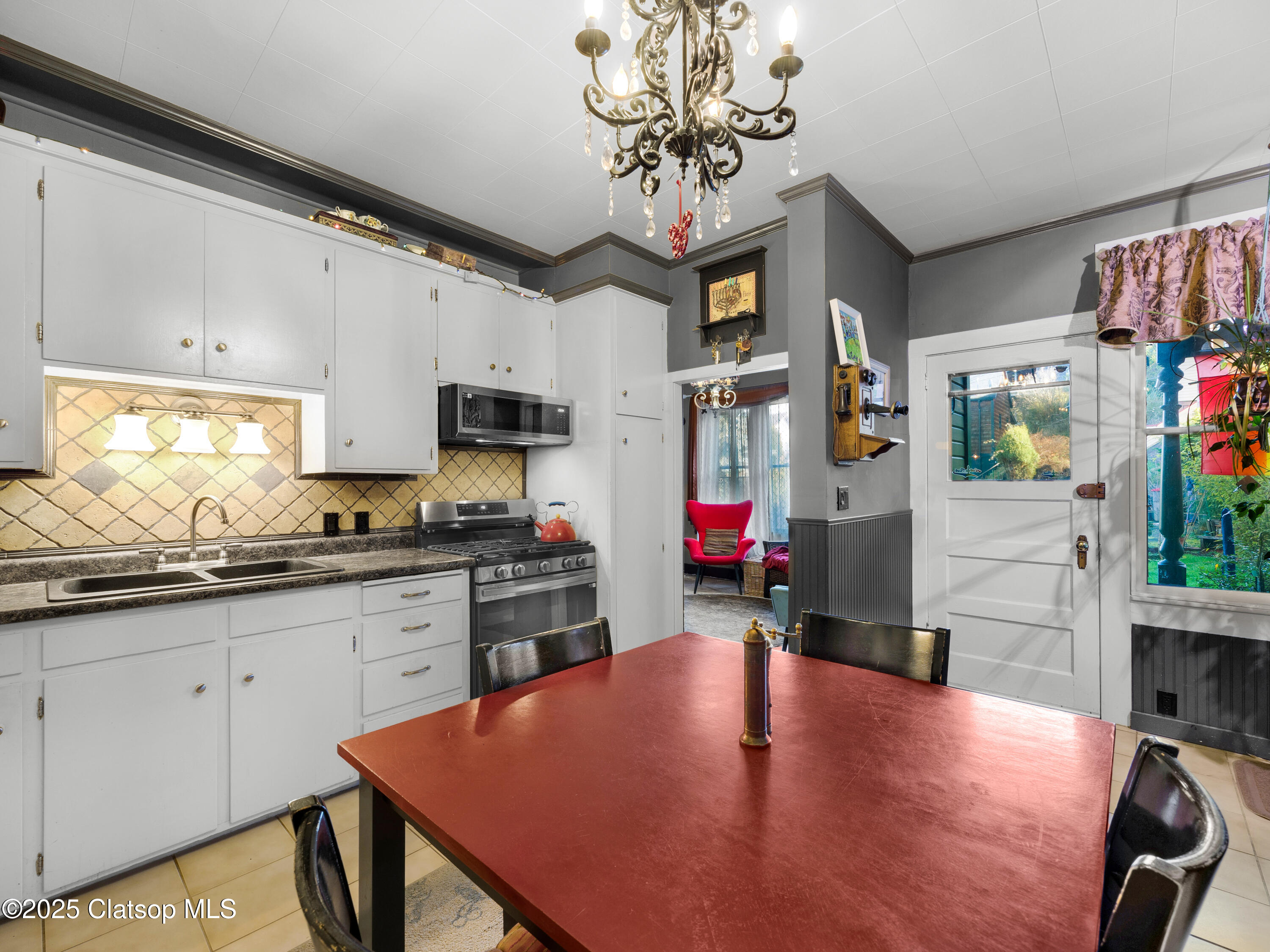 143 Washington Street Property Photo 14