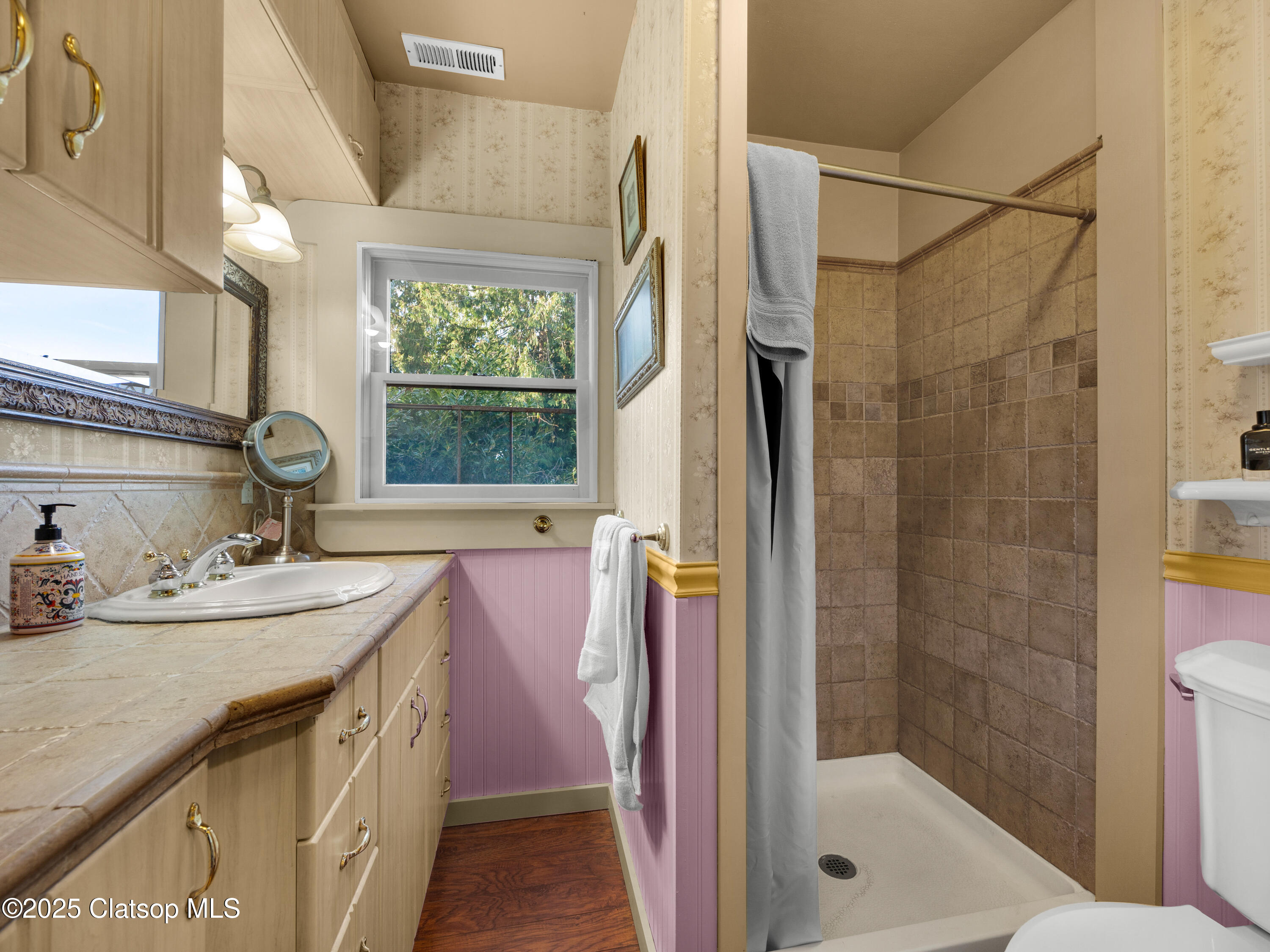143 Washington Street Property Photo 24