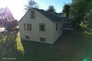 1217 Marine Drive Property Photo 5