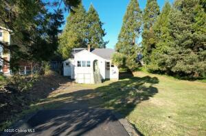 1217 Marine Drive Property Photo 13
