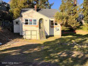 1217 Marine Drive Property Photo 14