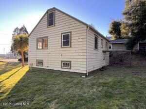 1217 Marine Drive Property Photo 19