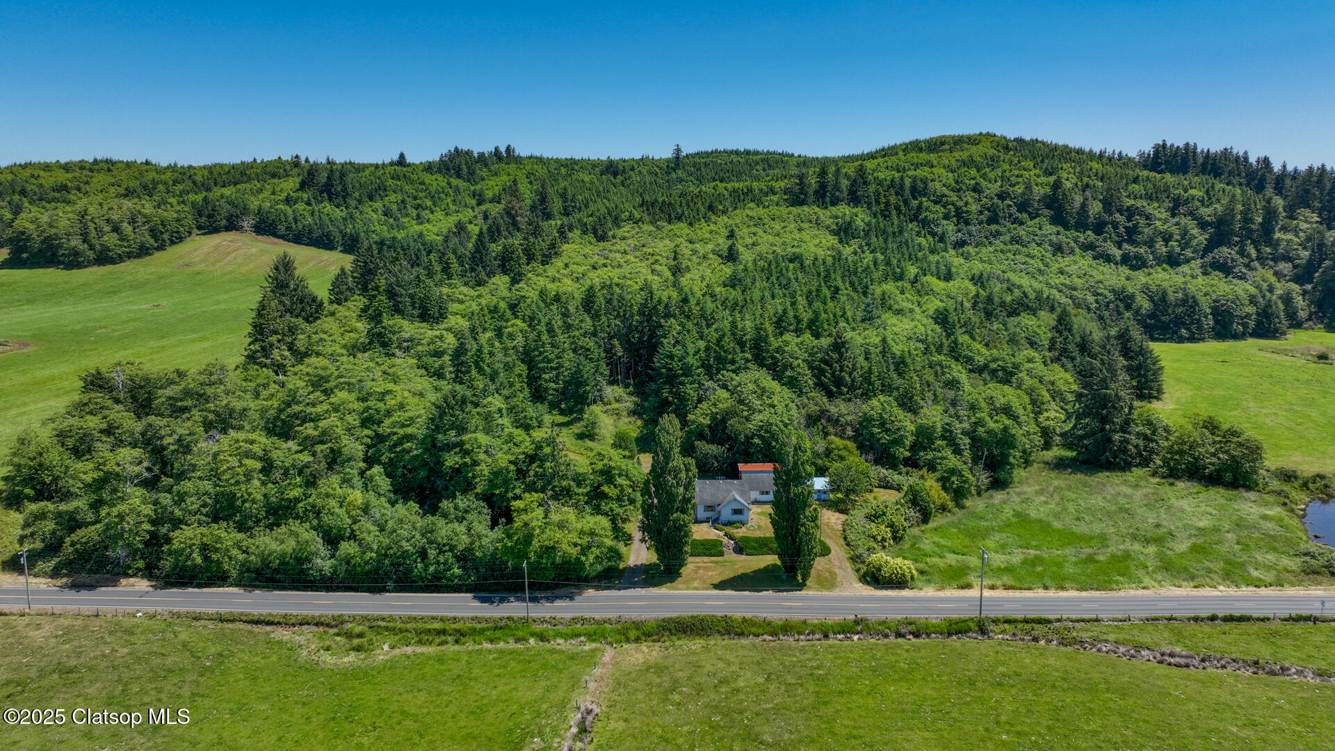 90609 Lewis & Clark Road Property Photo 3