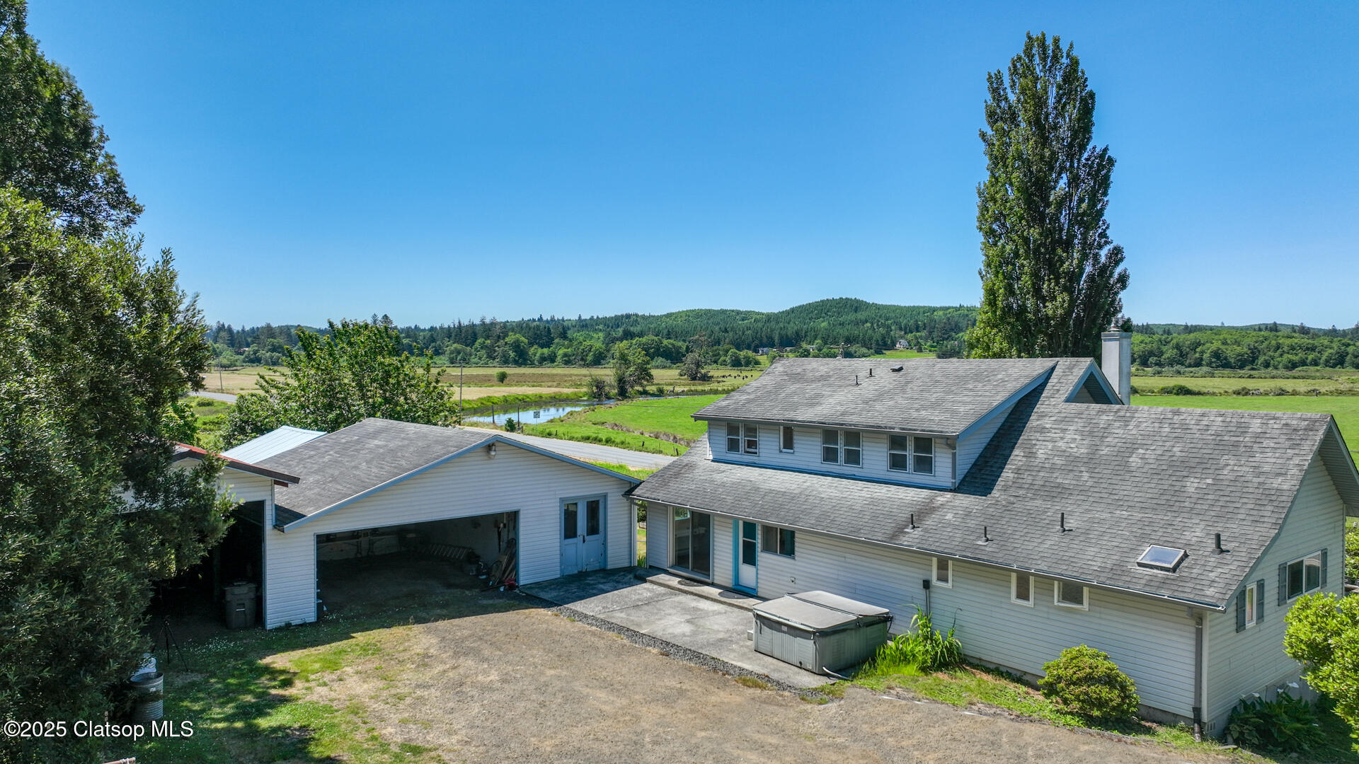 90609 Lewis & Clark Road Property Photo 11