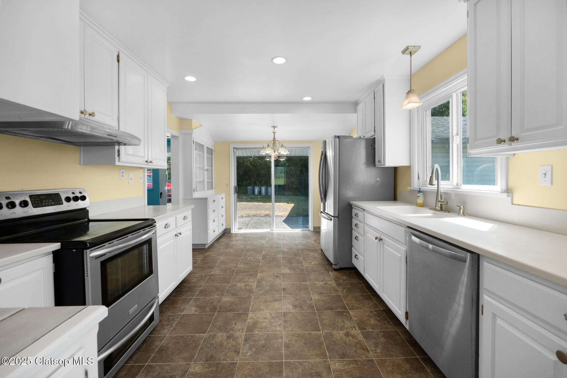 90609 Lewis & Clark Road Property Photo 19