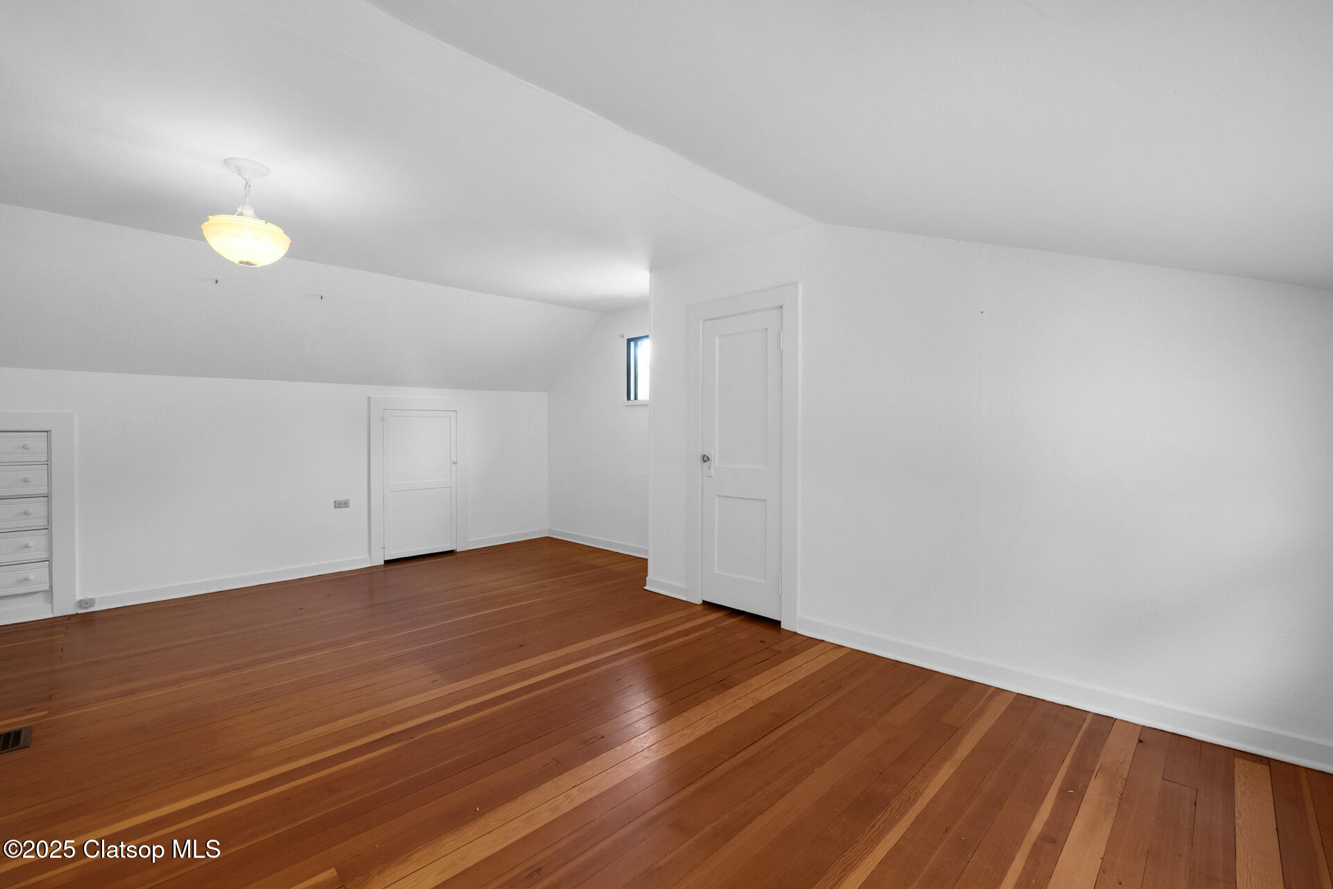 90609 Lewis & Clark Road Property Photo 32