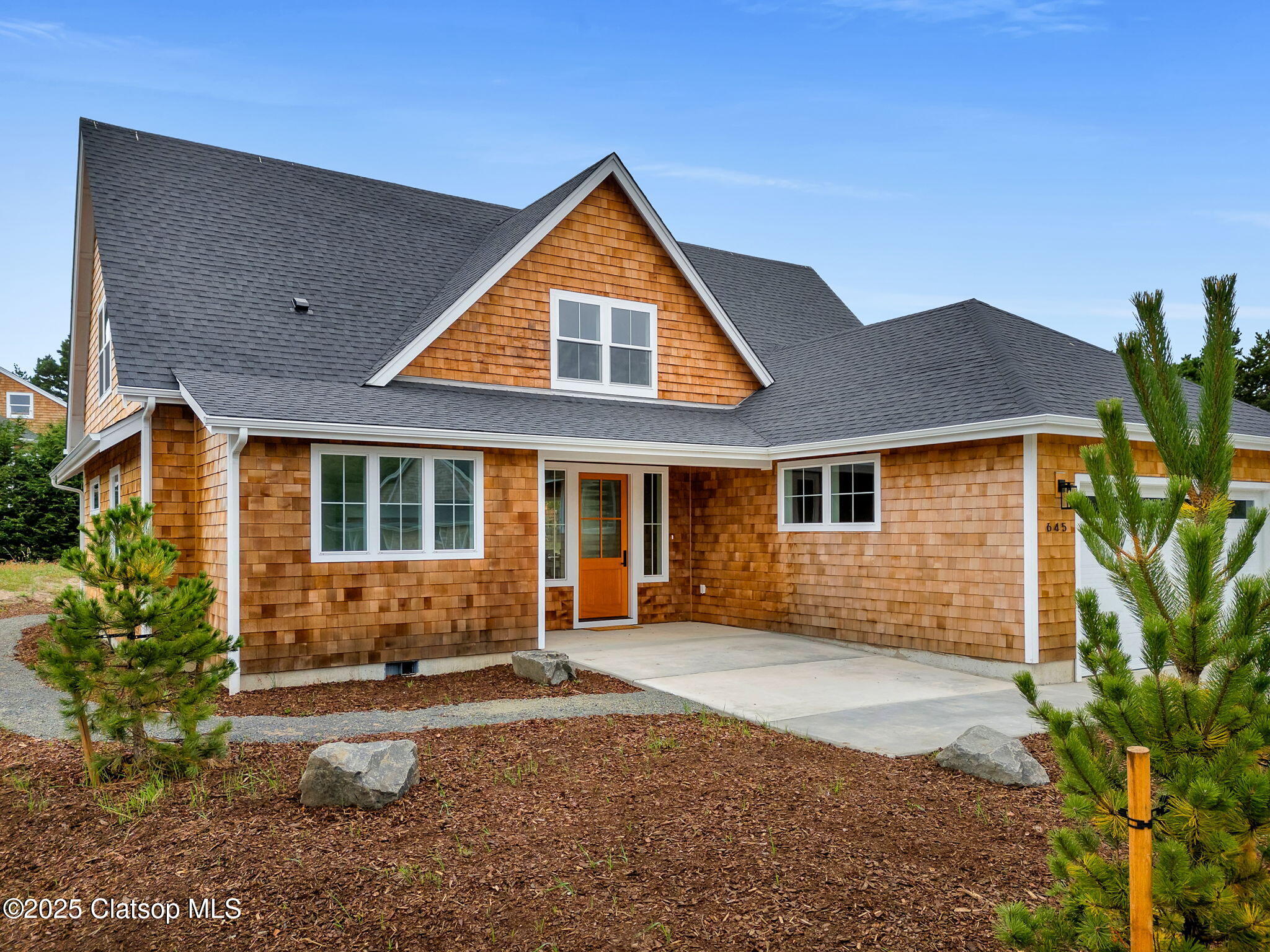 645 Meadow Lane Property Photo 1